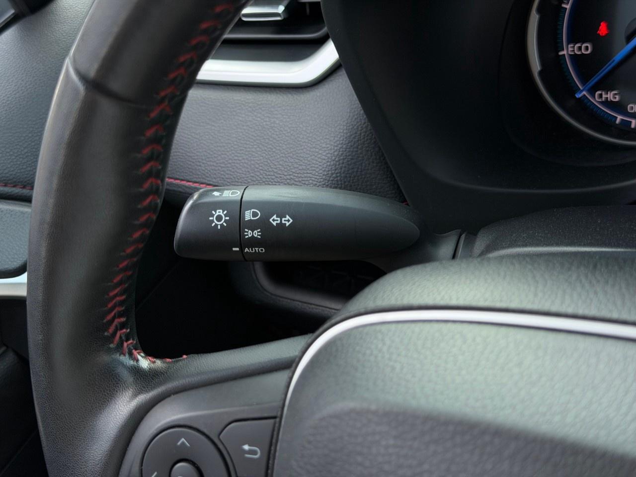 2022 Toyota RAV4 Prime XSE AWD Photo