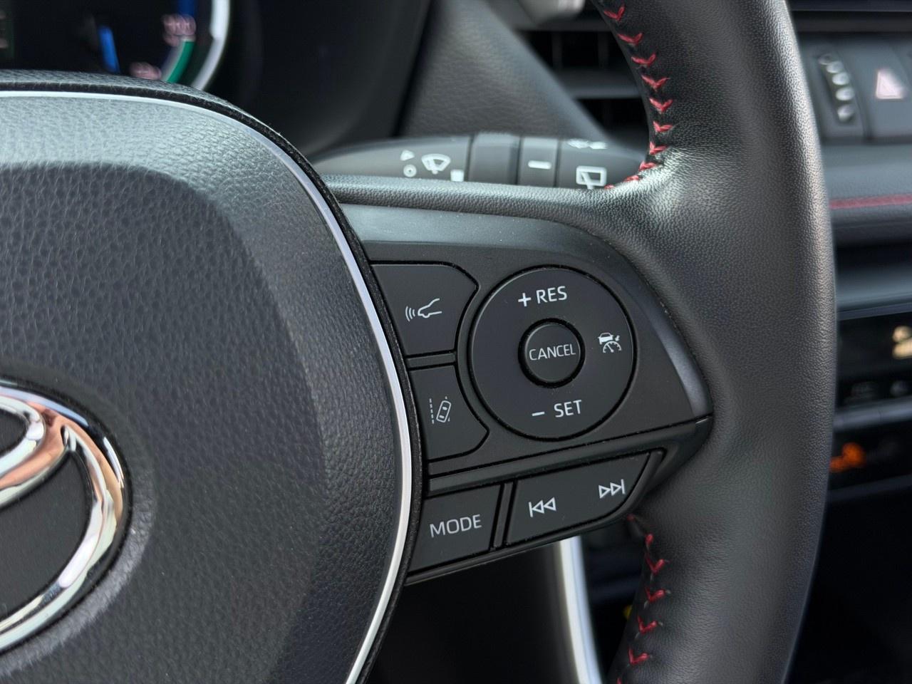 2022 Toyota RAV4 Prime XSE AWD Photo