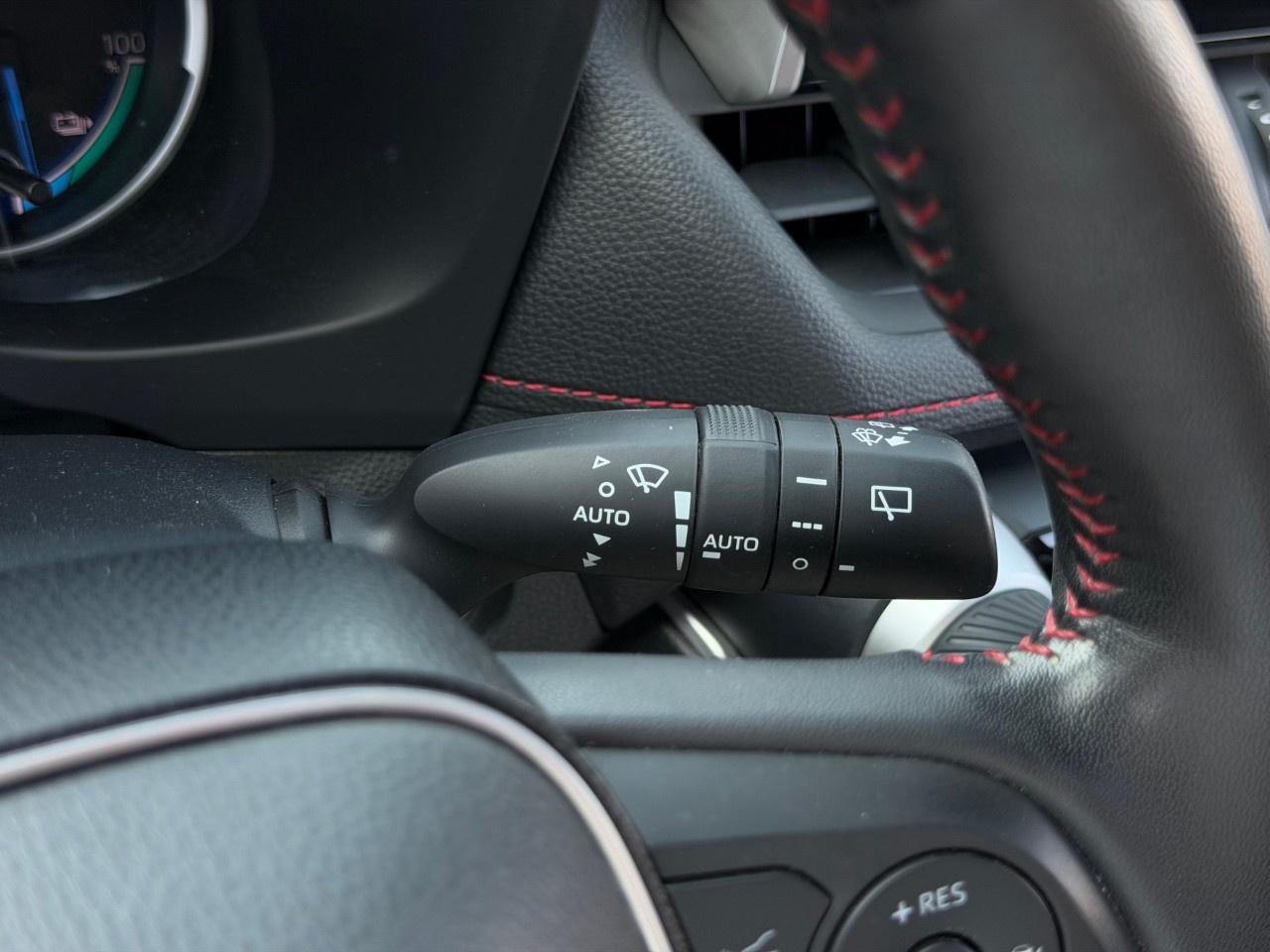 2022 Toyota RAV4 Prime XSE AWD Photo