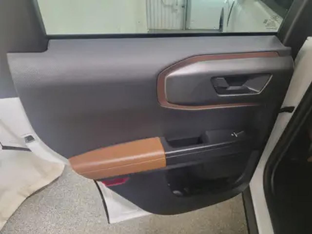 14387170.825980869