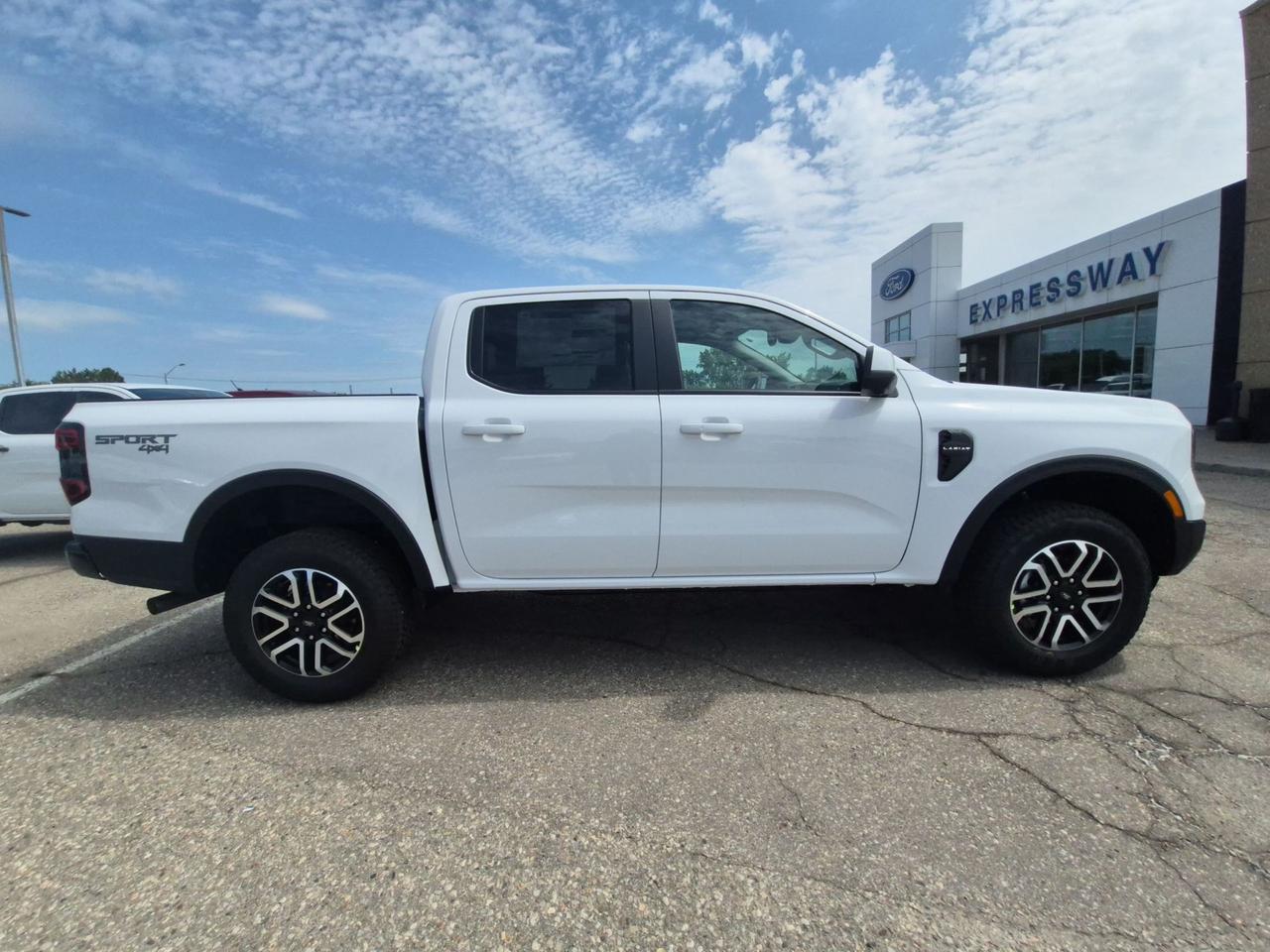 2026 Ford Ranger LARIAT, 360 CAMERA, ADAPTIVE CRUISE, SYNC4 Photo4