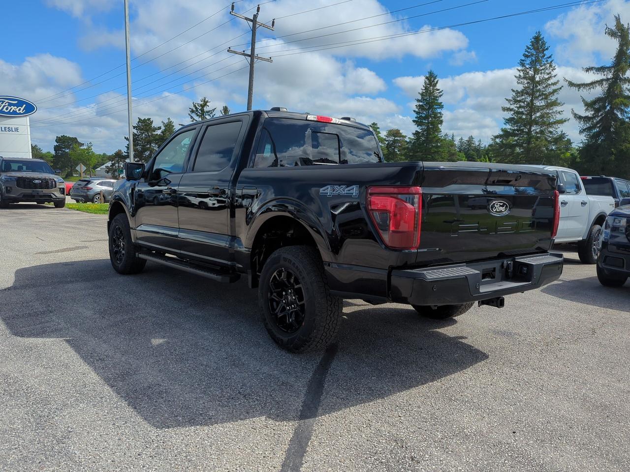 2026 Ford F-150 XLT SuperCrew 302A 4x4 Photo3