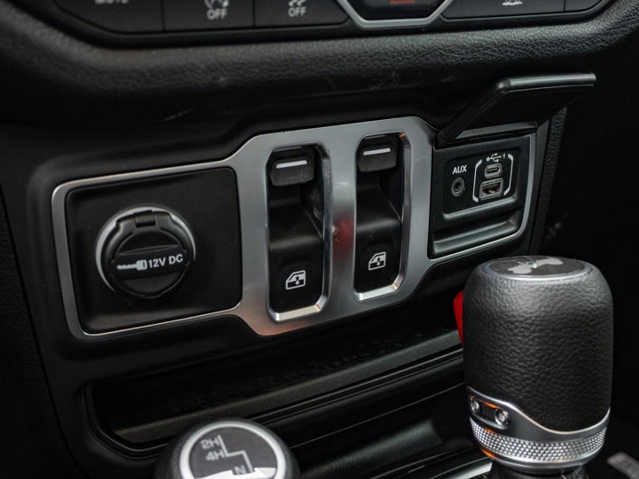 2026 Jeep Wrangler SPORT Photo