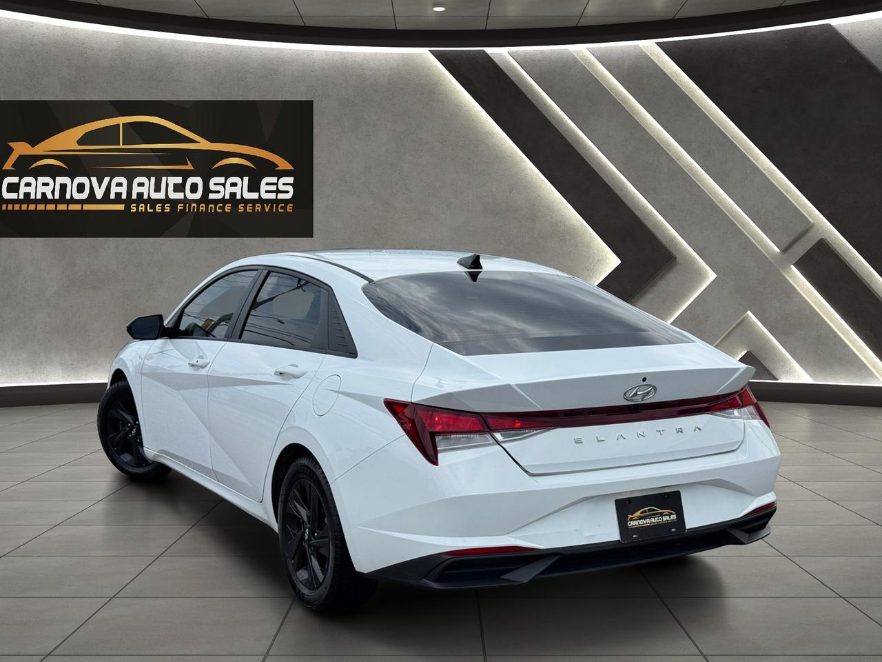 2021 Hyundai Elantra Preferred w/Sun & Tech Package+New Tires Photo