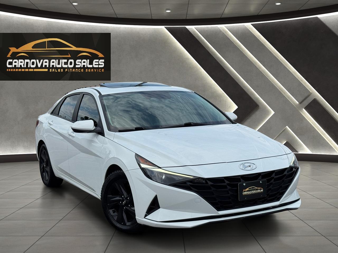 2021 Hyundai Elantra Preferred w/Sun & Tech Package+New Tires Photo