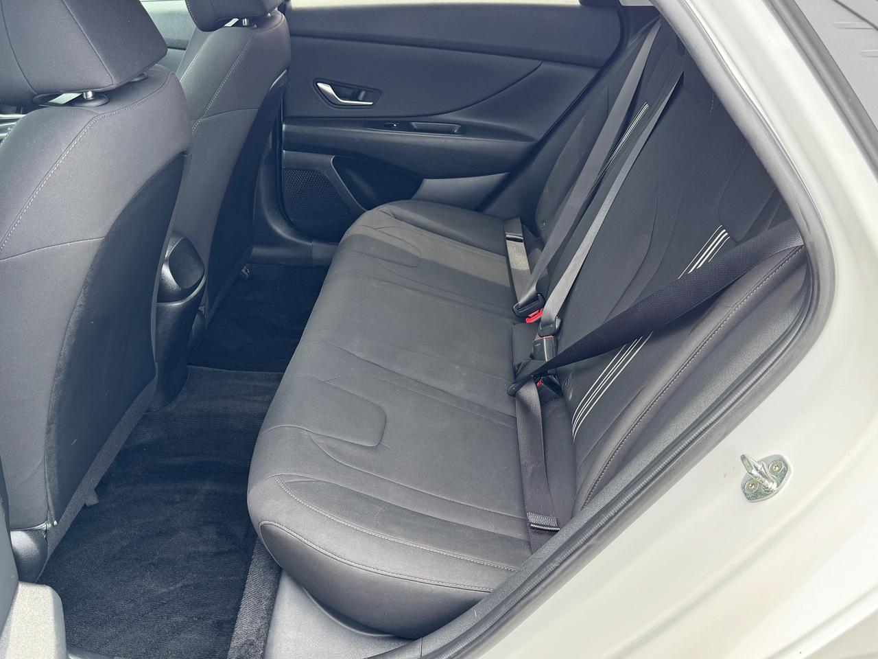 2021 Hyundai Elantra Preferred w/Sun & Tech Package+New Tires Photo