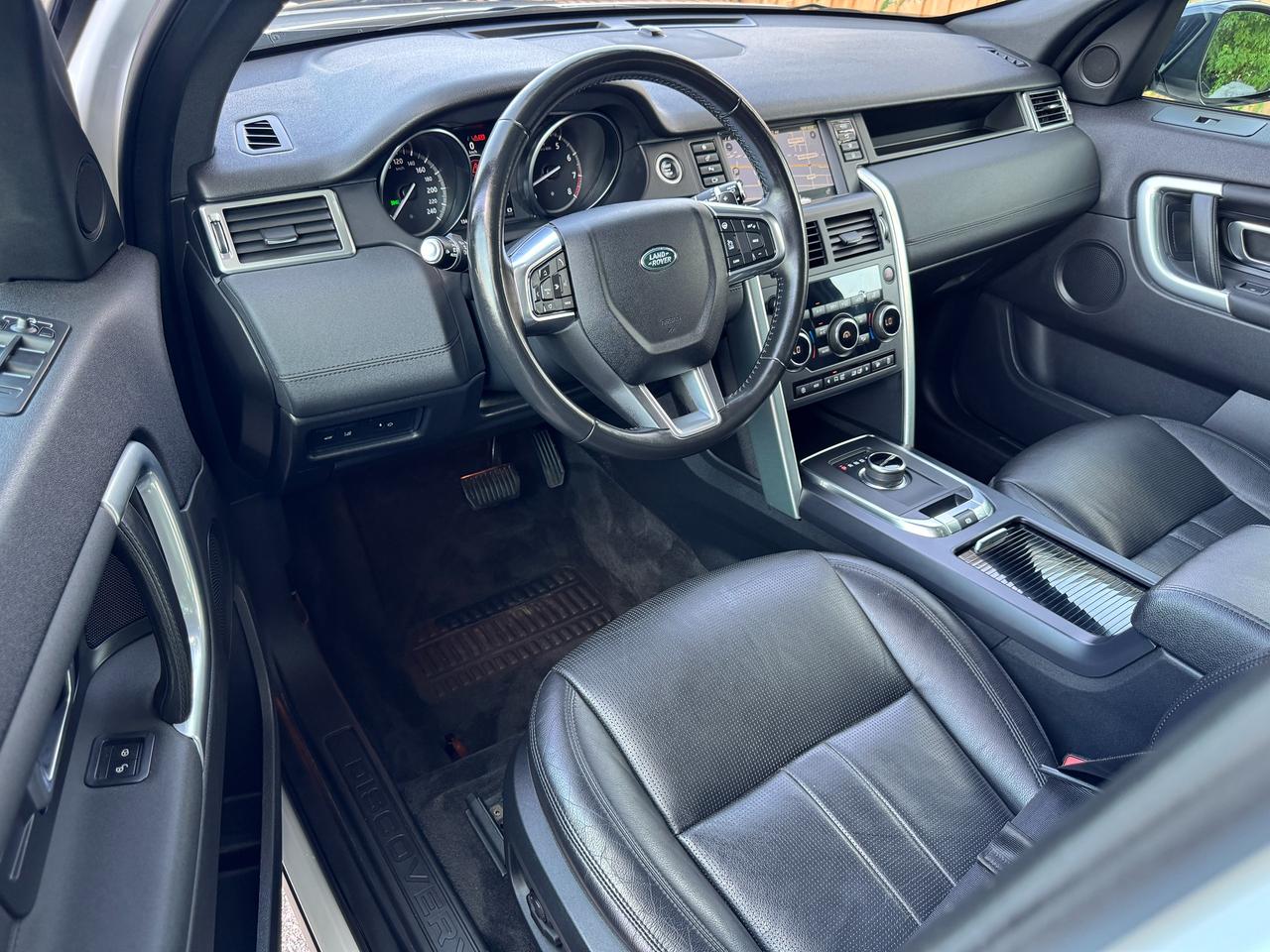 2018 Land Rover Discovery Sport HSE 4WD+ACCIDENT FREE+ROOF+LEATHER+GPS+BSM Photo