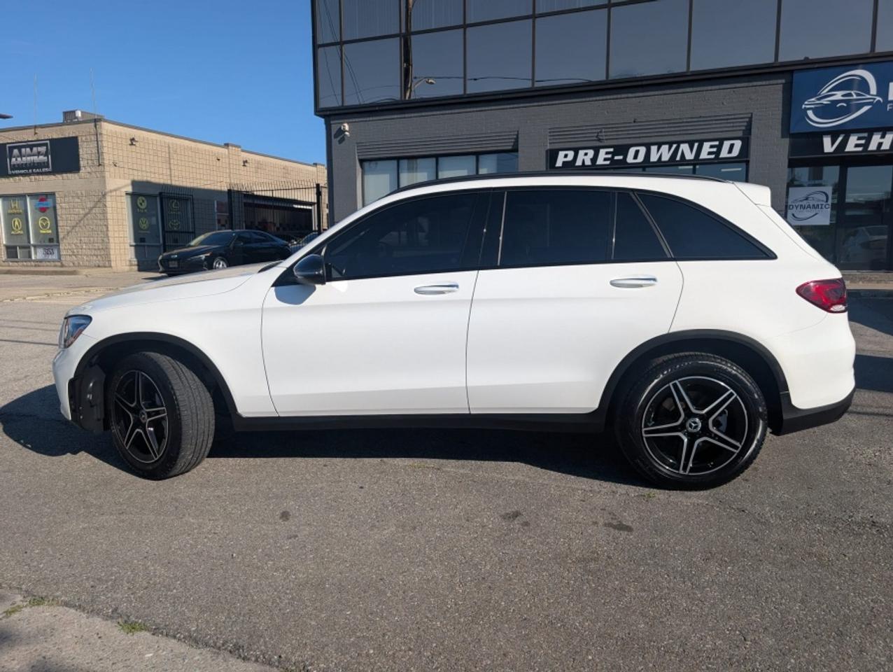 2020 Mercedes-Benz GLC GLC 300 4MATIC /CLEAN CARFAX /AMG LINE/PREM/NIGHT - Photo #8