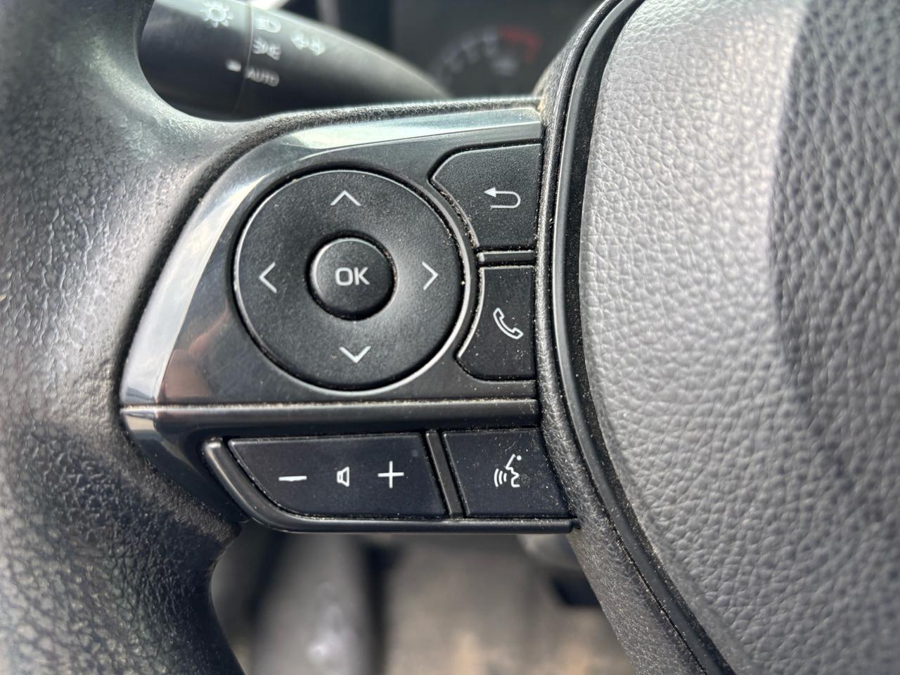 2022 Toyota Corolla L AUTO Photo