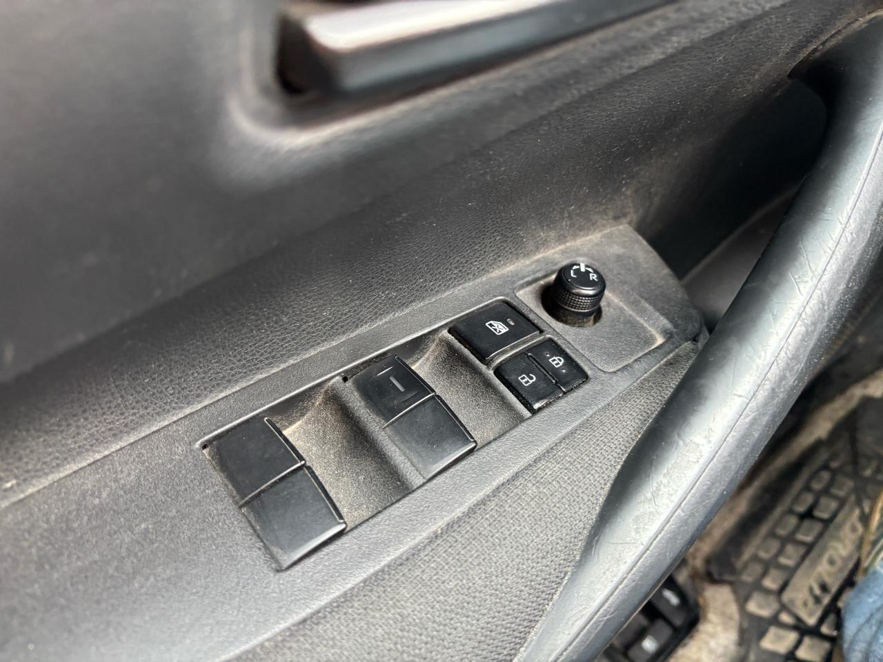 2022 Toyota Corolla L AUTO Photo