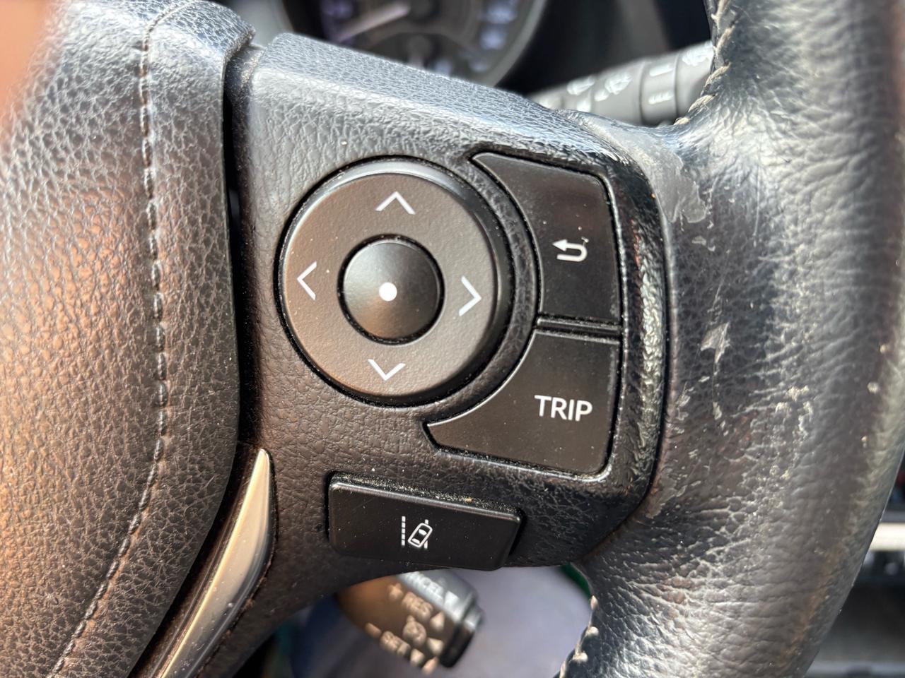 2017 Toyota Corolla iM 4dr HB AUTO Photo