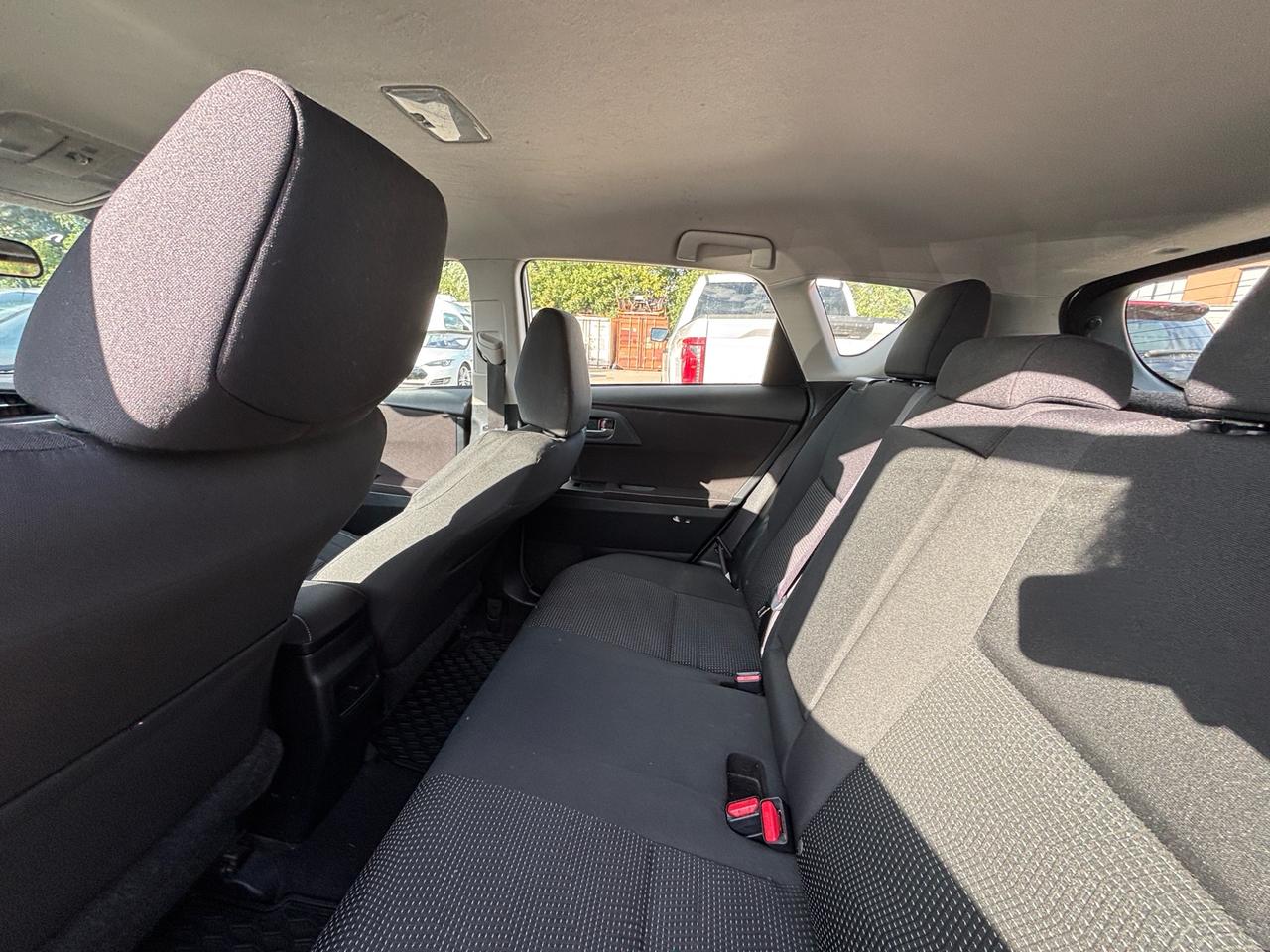 2017 Toyota Corolla iM 4dr HB AUTO Photo