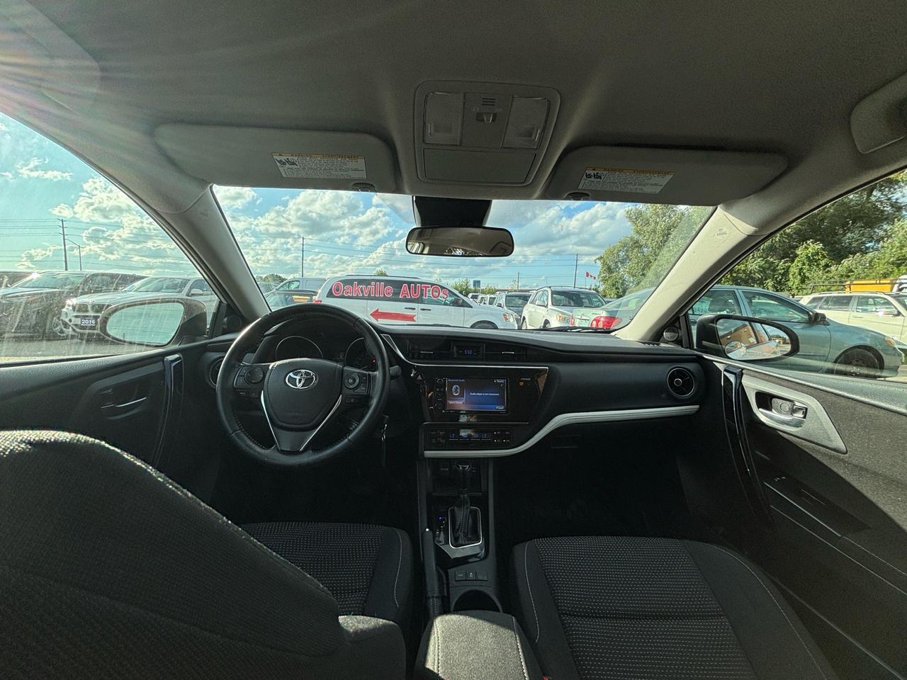 2017 Toyota Corolla iM 4dr HB AUTO Photo