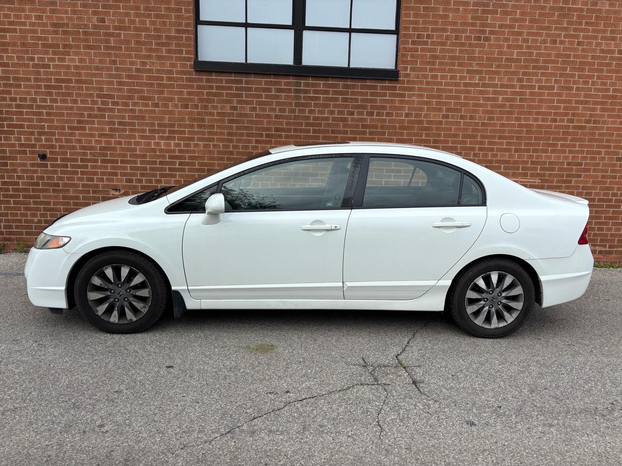 2010 Honda Civic 4dr Auto EX-L Photo