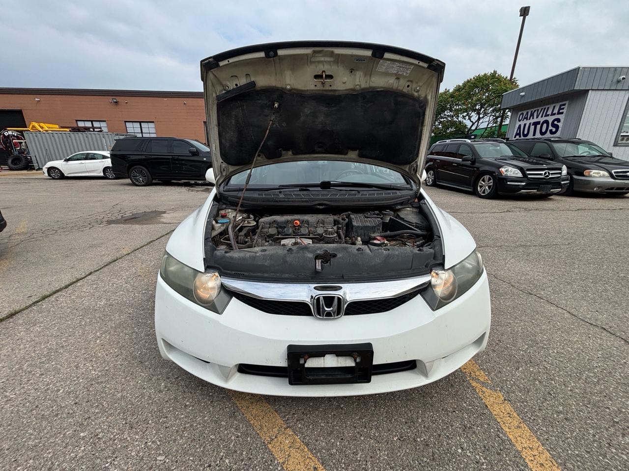 2010 Honda Civic 4dr Auto EX-L Photo