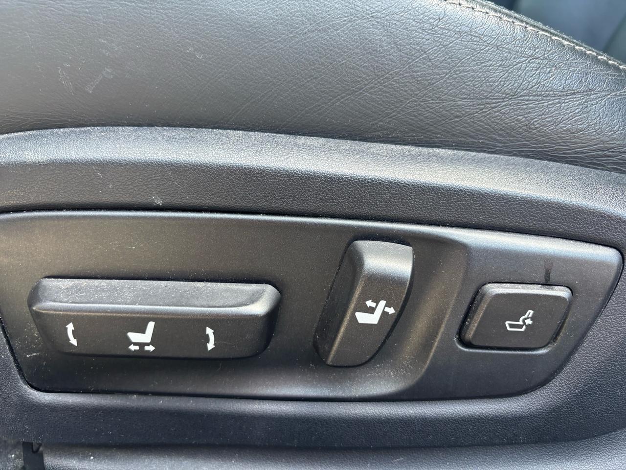 2013 Lexus GS 4dr Sdn Hybrid Photo