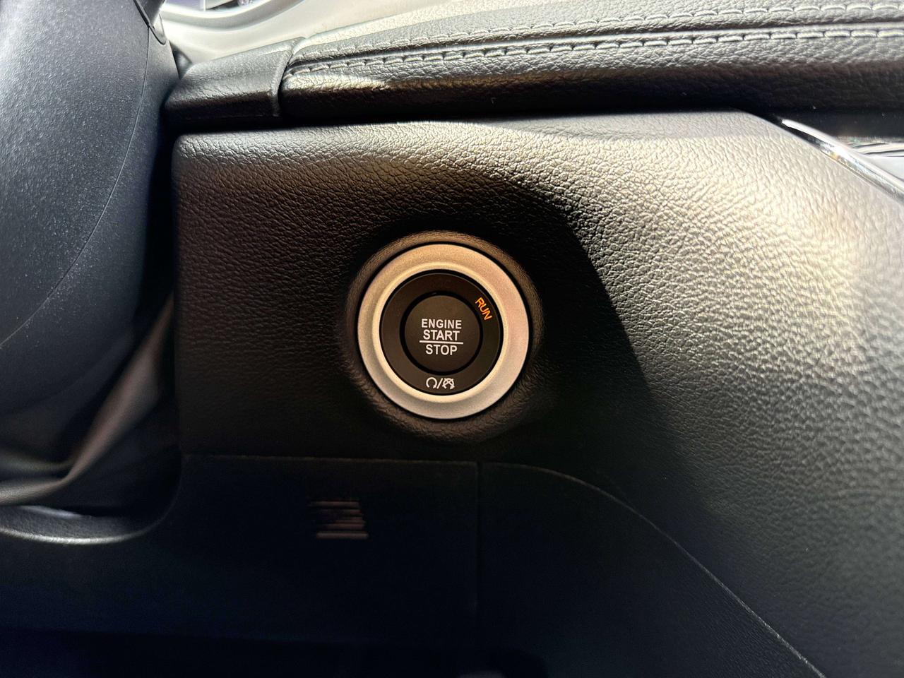 2027 Chrysler Pacifica Select AWD | S Package Photo