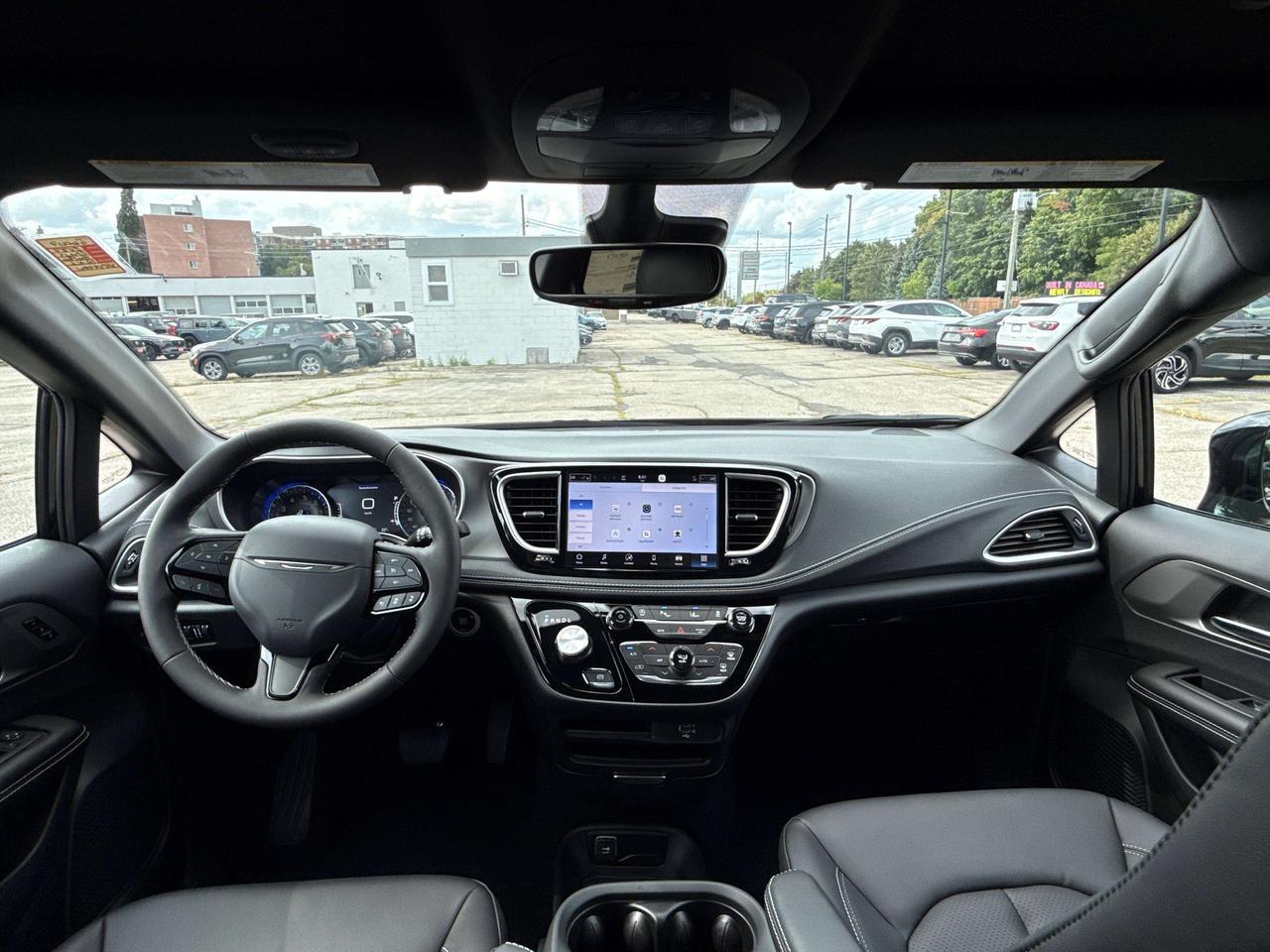 2027 Chrysler Pacifica Select AWD | S Package Photo