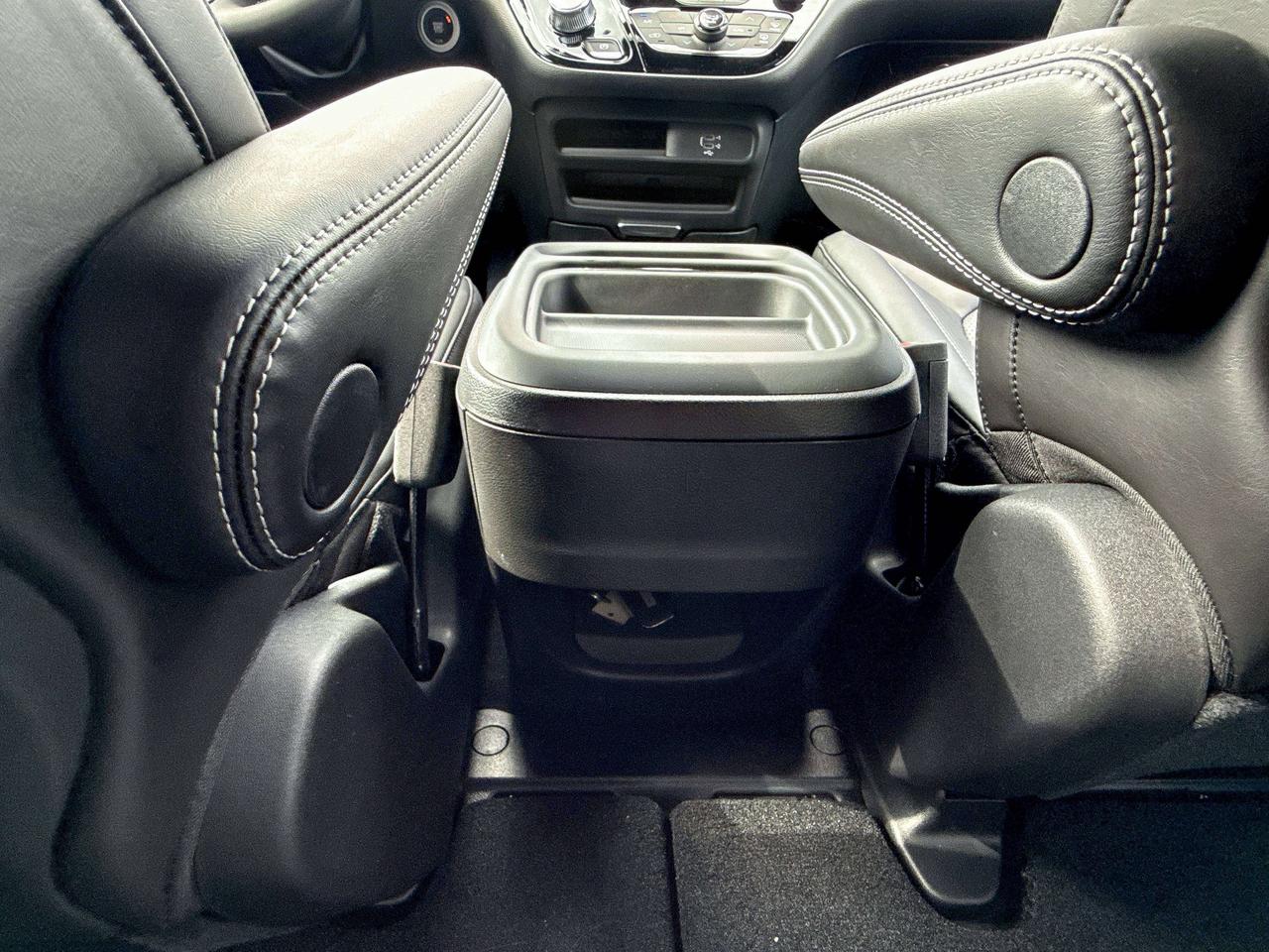 2027 Chrysler Pacifica Select AWD | S Package Photo