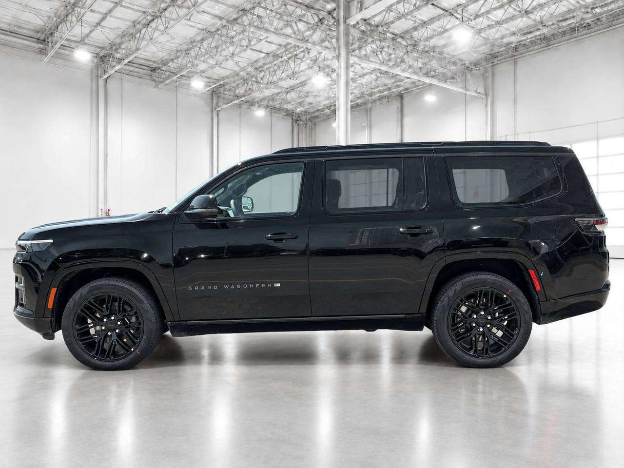 2026 Jeep Grand Wagoneer LIMITES RESERVE | Blackout Pkg | HD Tow Pkg | 4x4 Photo