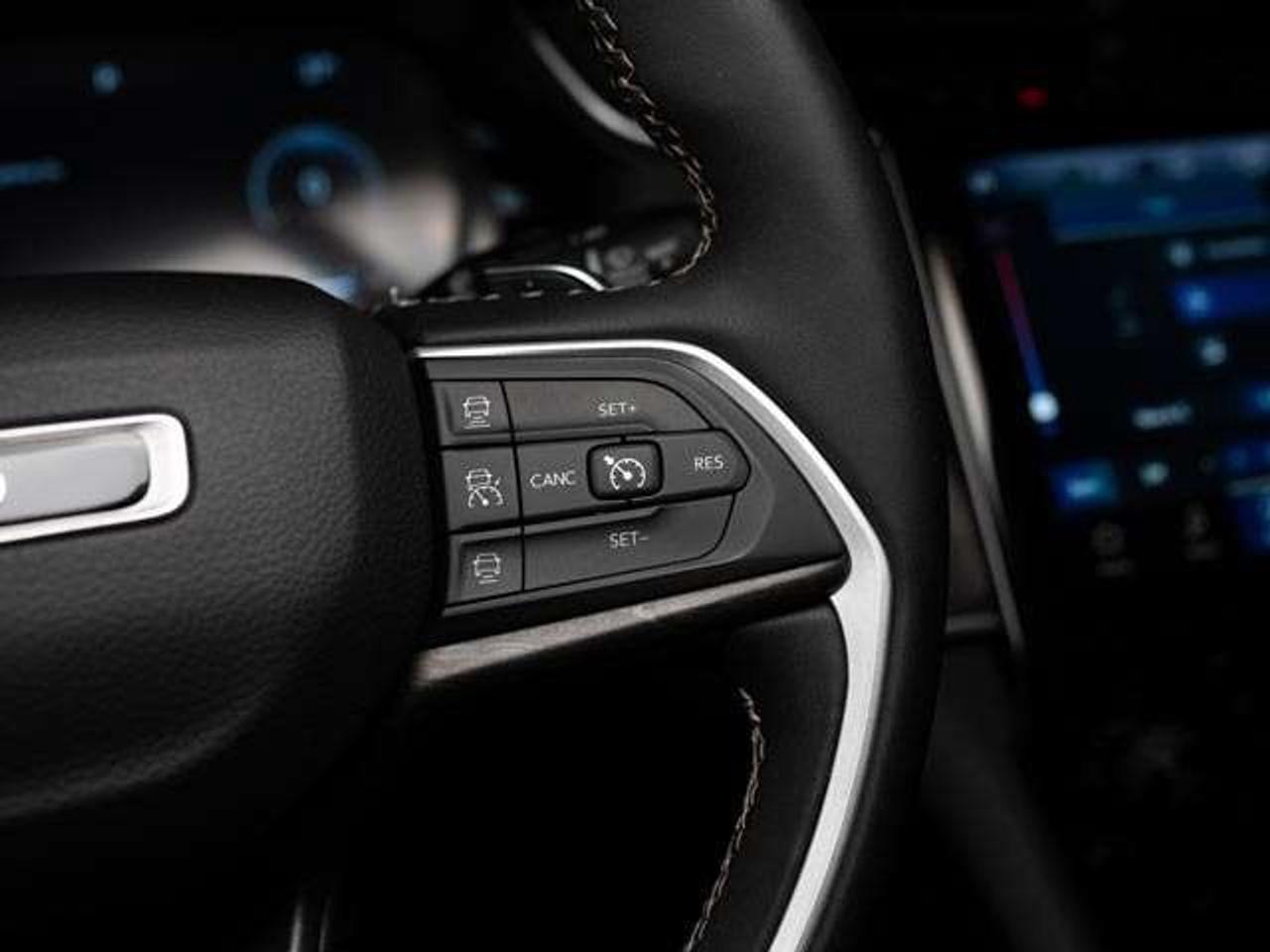 2023 Jeep Grand Cherokee LIMITED | 6 PASS | PANO Photo