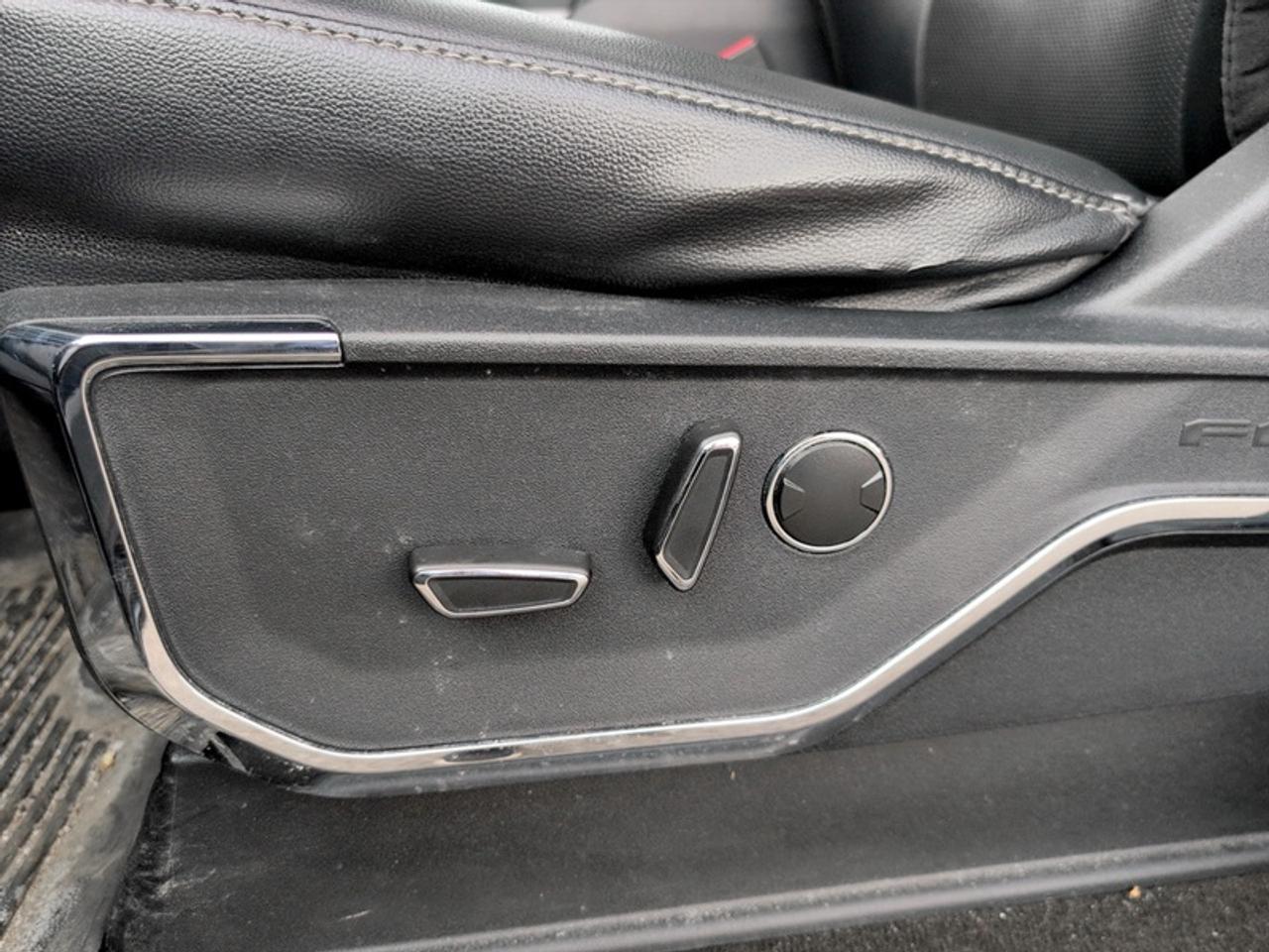 2022 Ford F-150 Lariat w/Black App. Pkg Photo