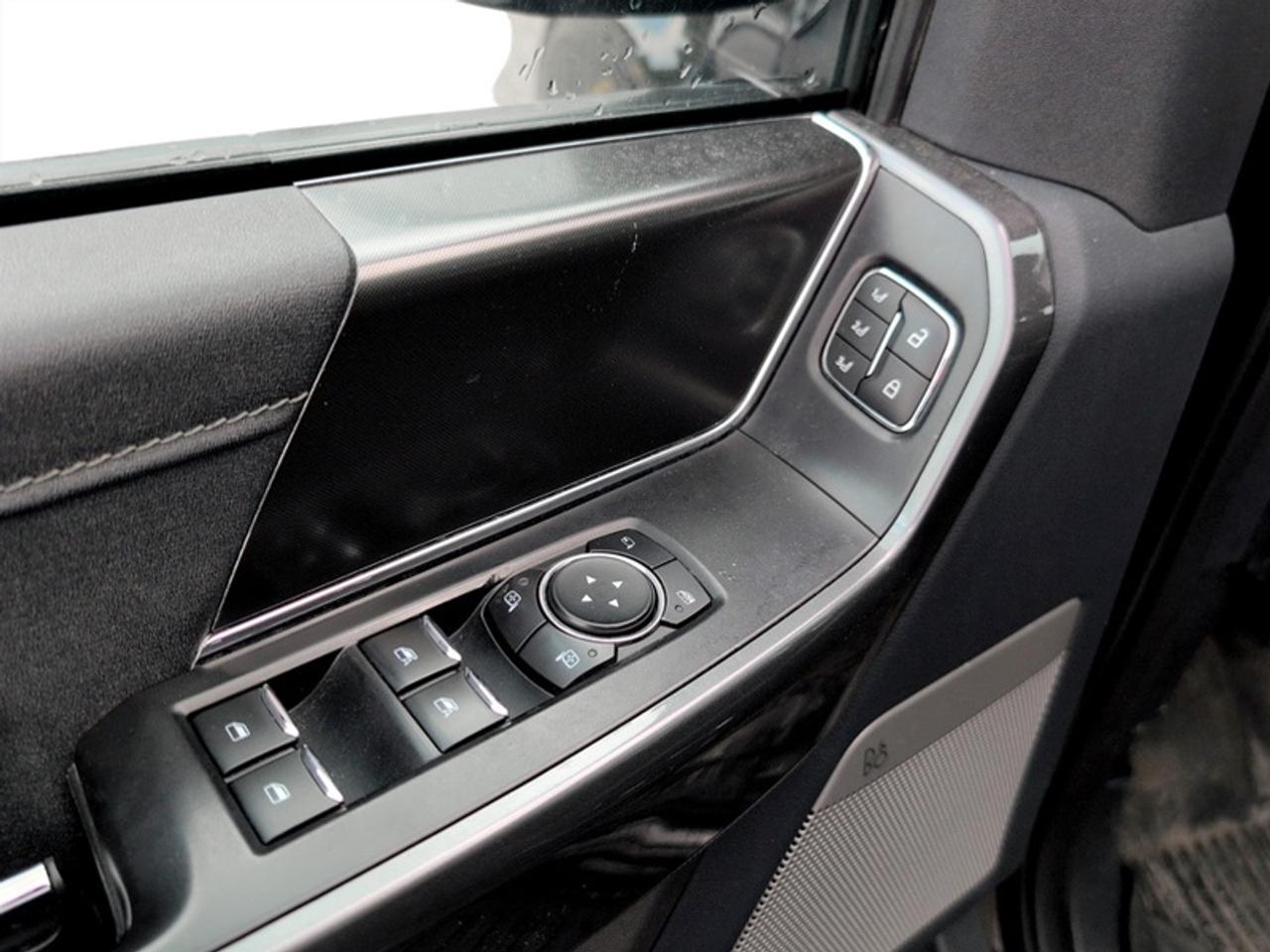 2022 Ford F-150 Lariat w/Black App. Pkg Photo