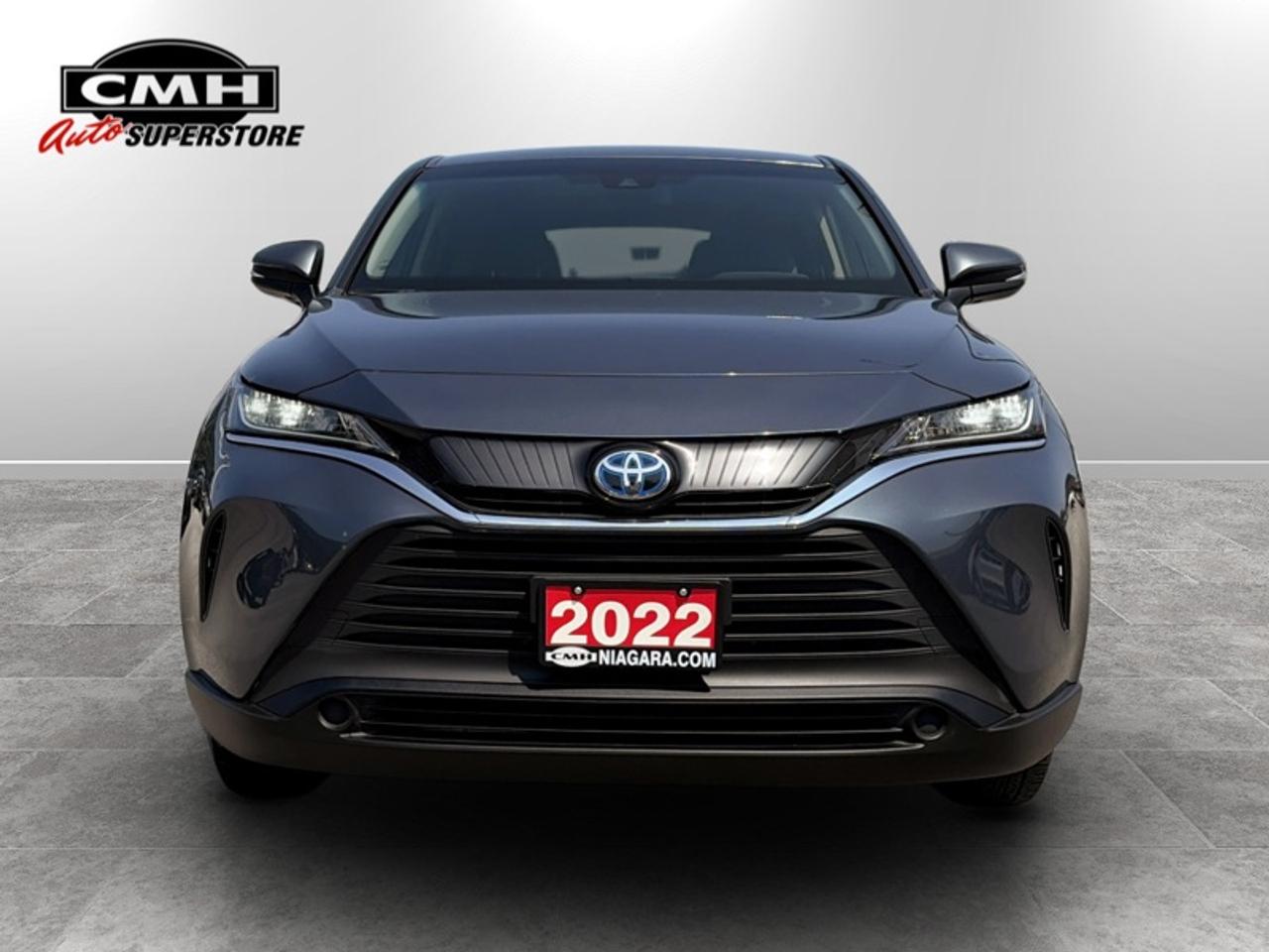 2022 Toyota Venza LE  **HYBRID - CLEAN CARFAX** Photo