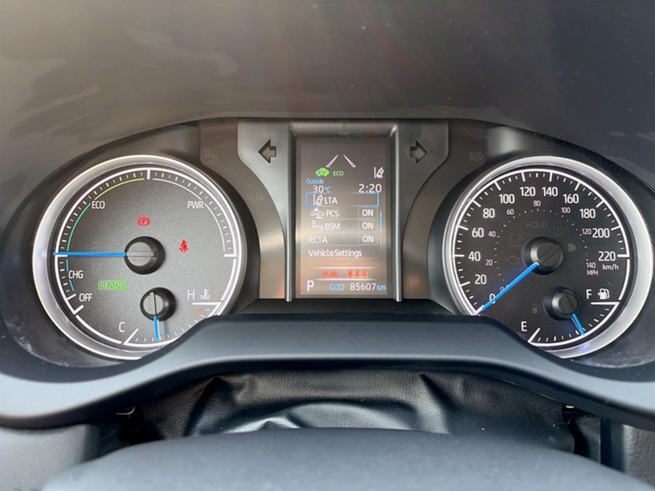 2022 Toyota Venza LE  **HYBRID - CLEAN CARFAX** Photo