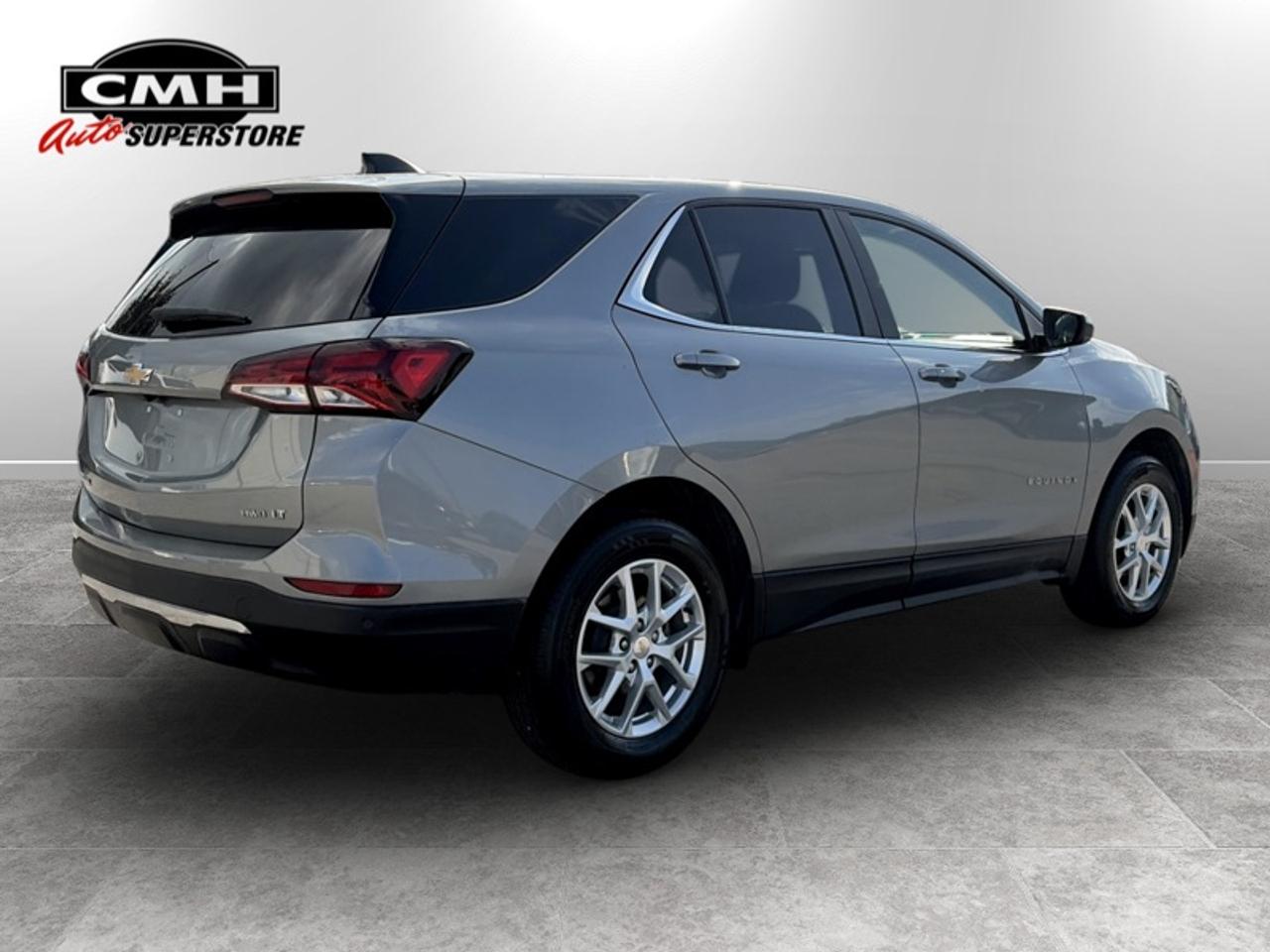 2024 Chevrolet Equinox LT  **CLEAN CARFAX** Photo