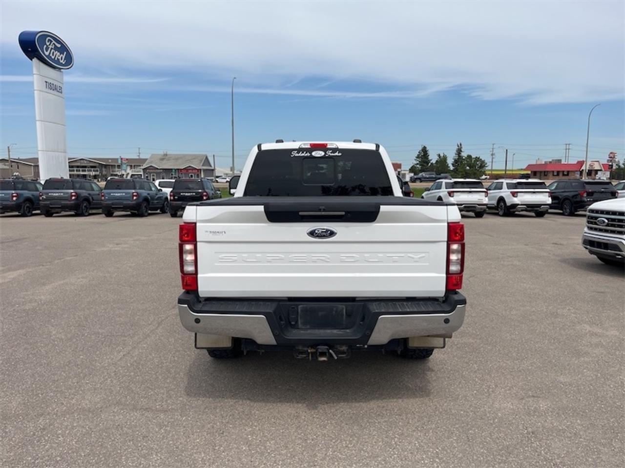 2022 Ford F-250 Super Duty Lariat  - Leather Seats Photo5