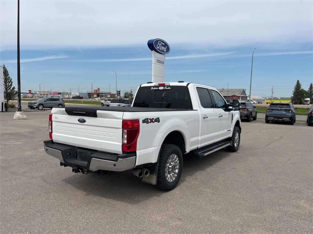 2022 Ford F-250 Super Duty Lariat  - Leather Seats Photo5