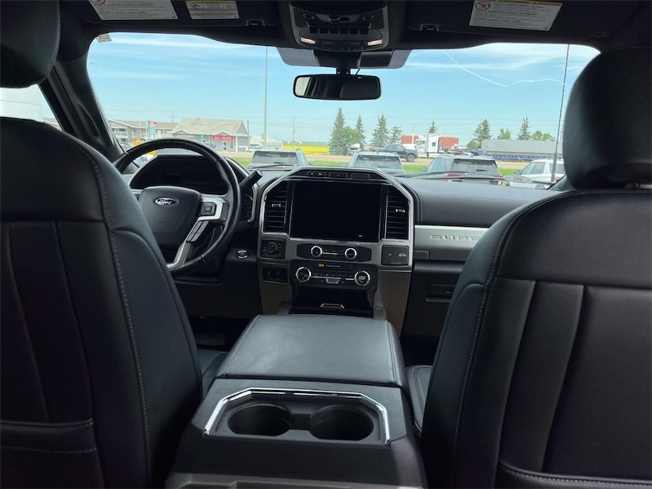 2022 Ford F-250 Super Duty Lariat  - Leather Seats Photo5