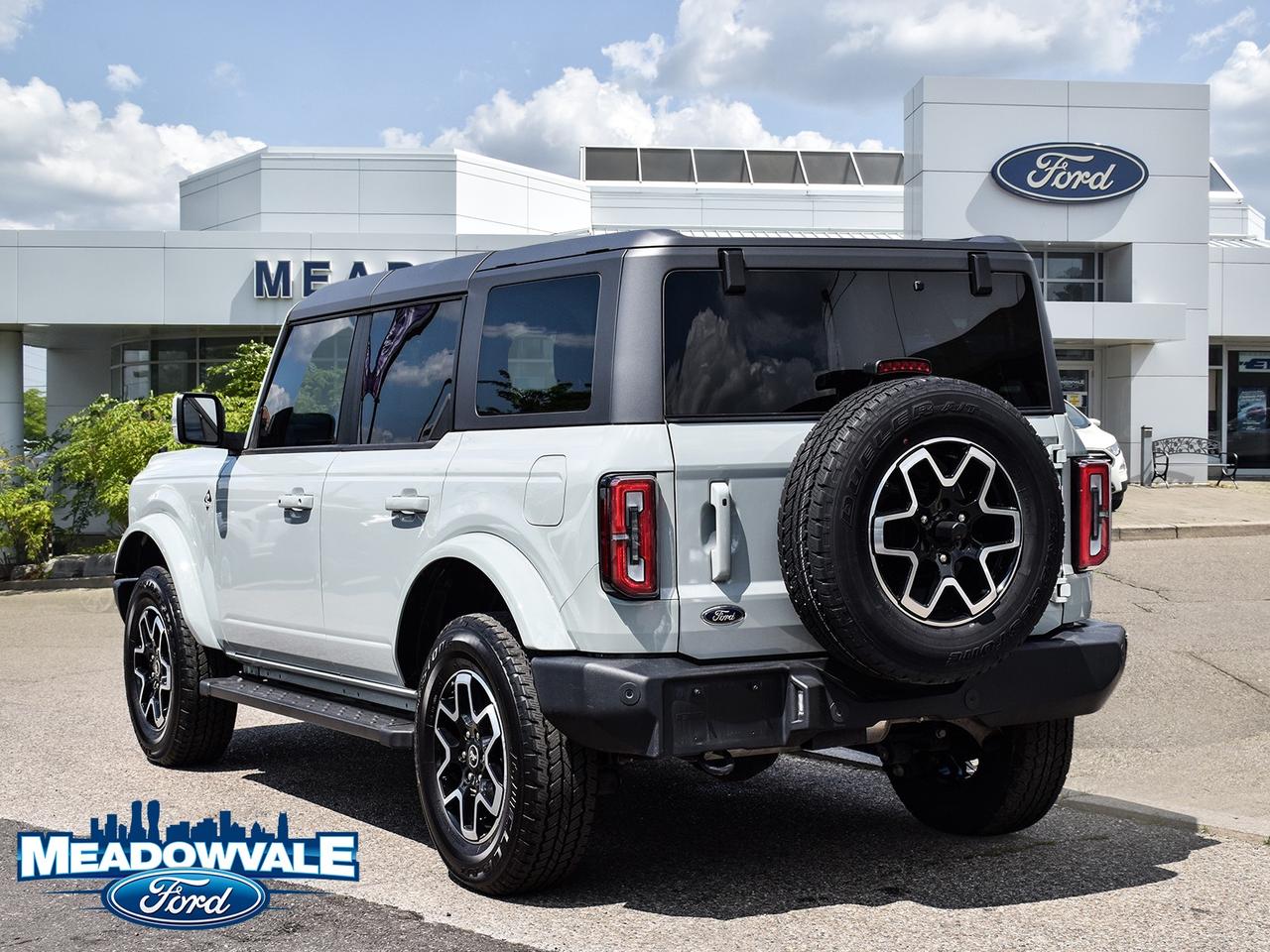 2024 Ford Bronco Outer Banks Photo