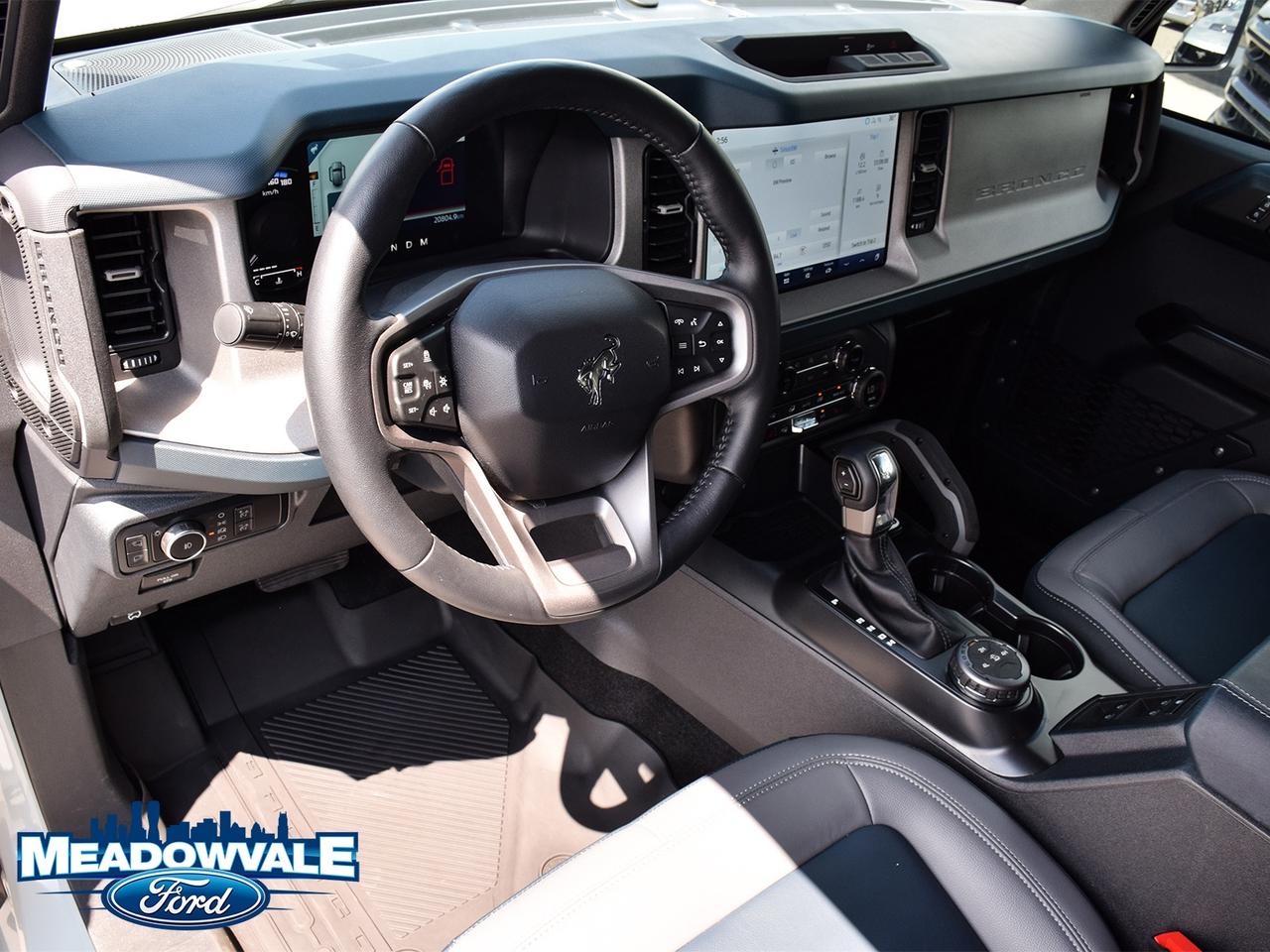 2024 Ford Bronco Outer Banks Photo