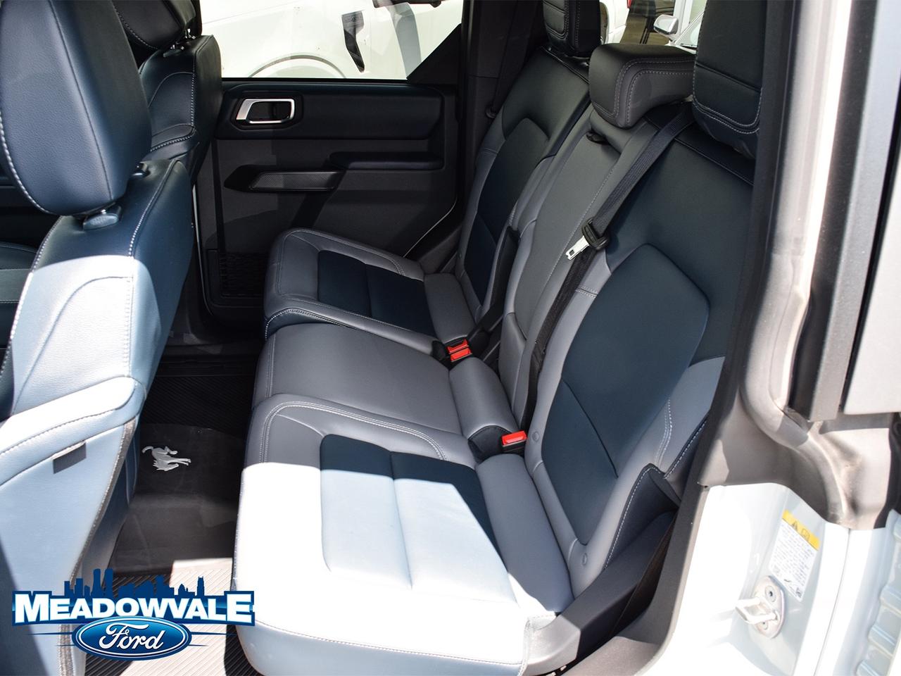2024 Ford Bronco Outer Banks Photo