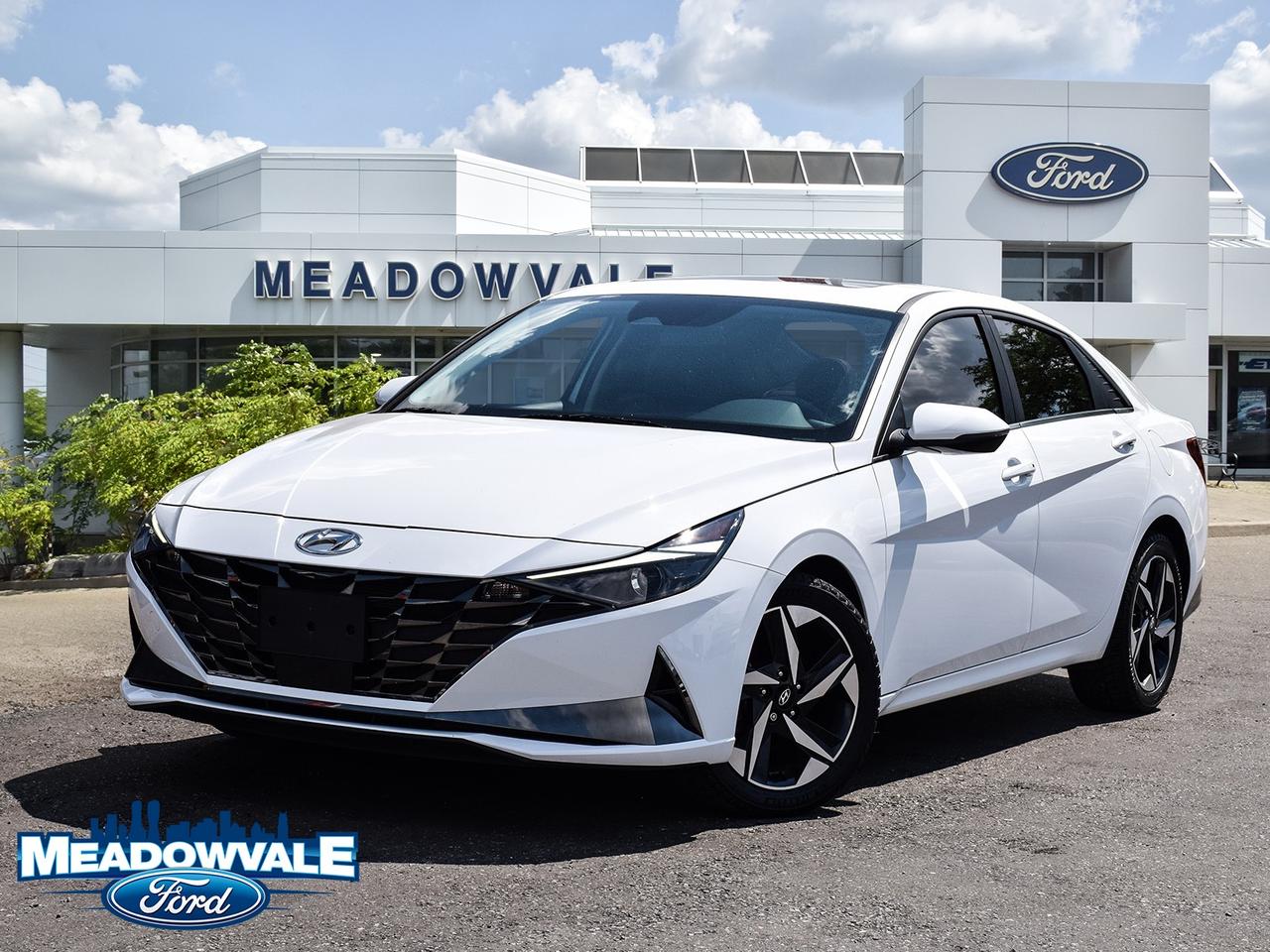 Used 2023 Hyundai Elantra Luxury for sale in Mississauga, ON