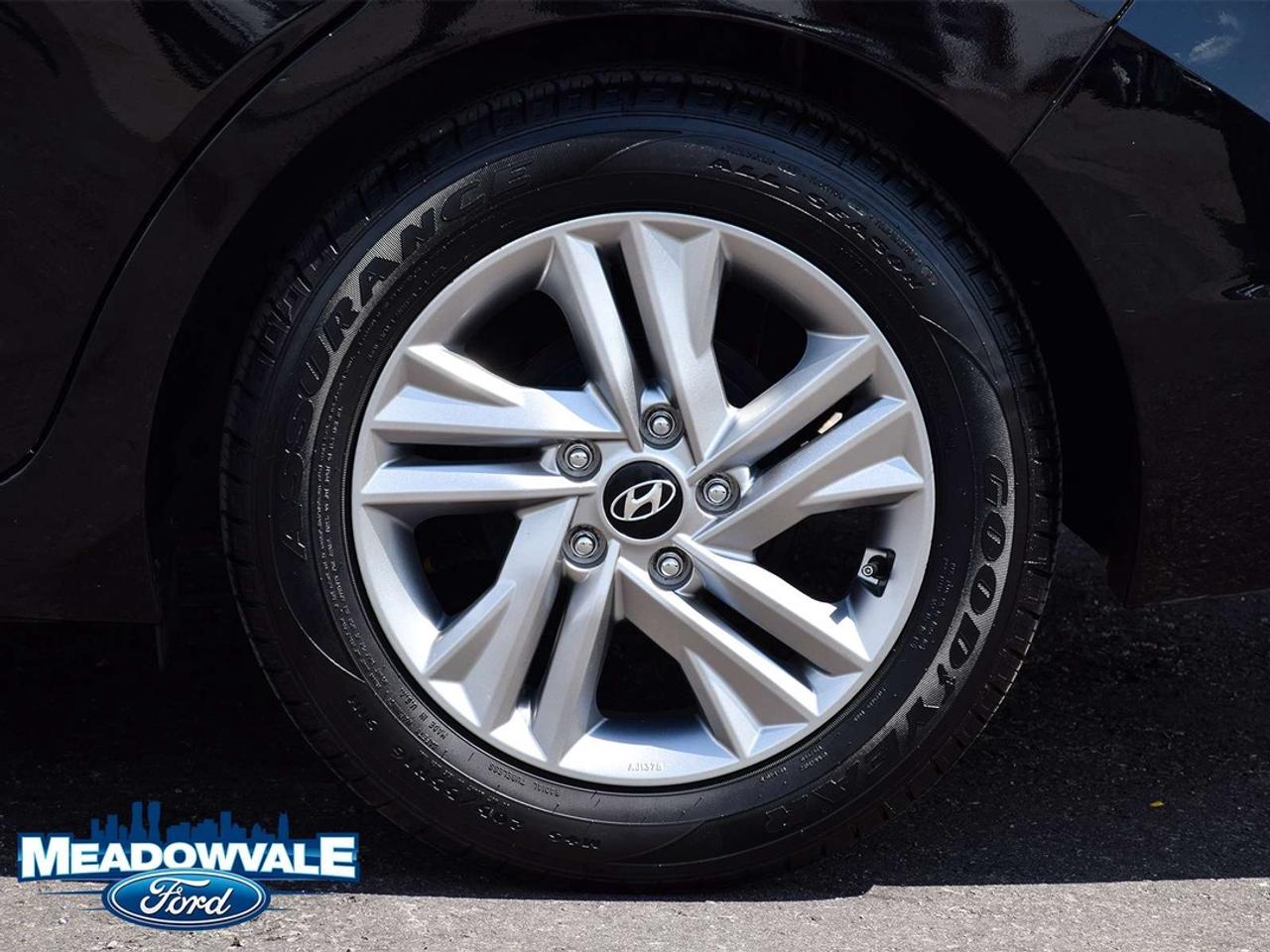 2019 Hyundai Elantra Preferred Photo