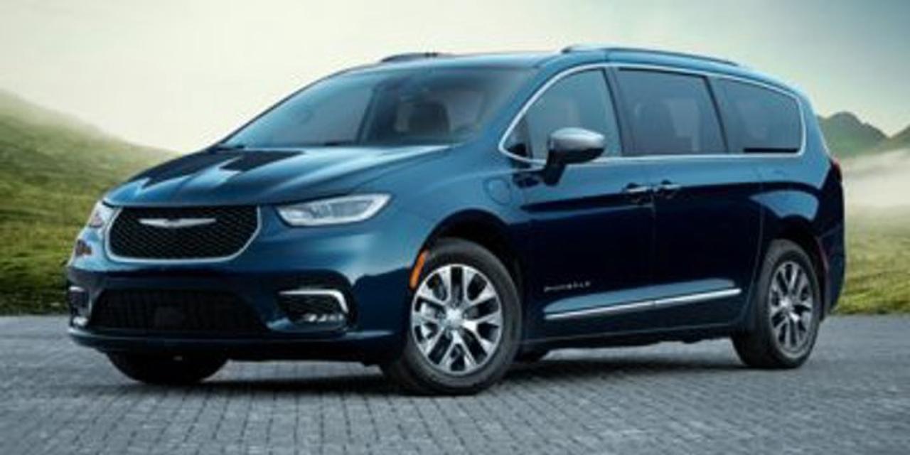 PACIFICA PLUG-IN HYBRID PINNAC