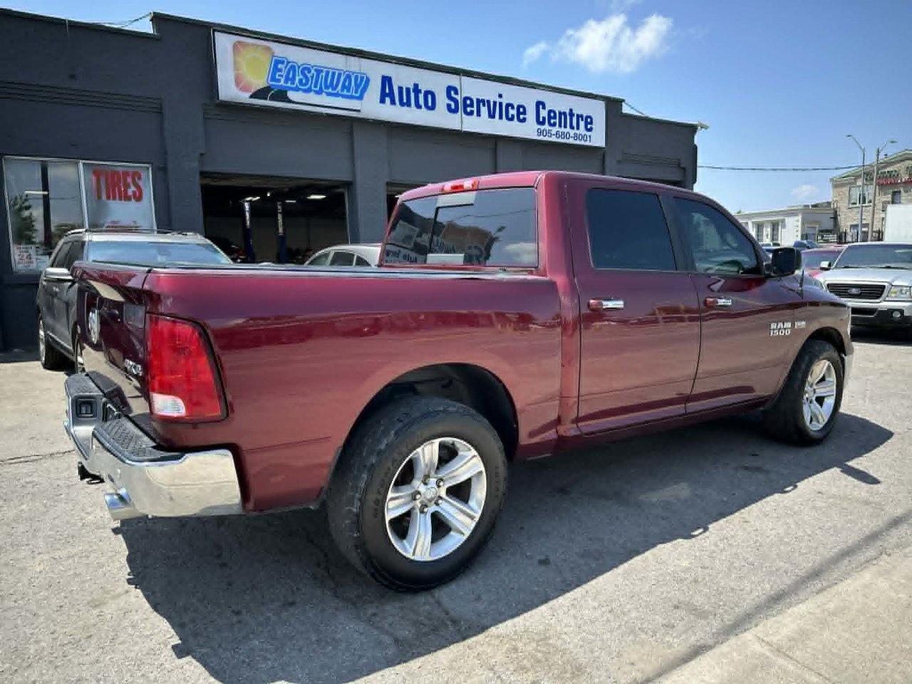 2017 RAM 1500 SLT Photo