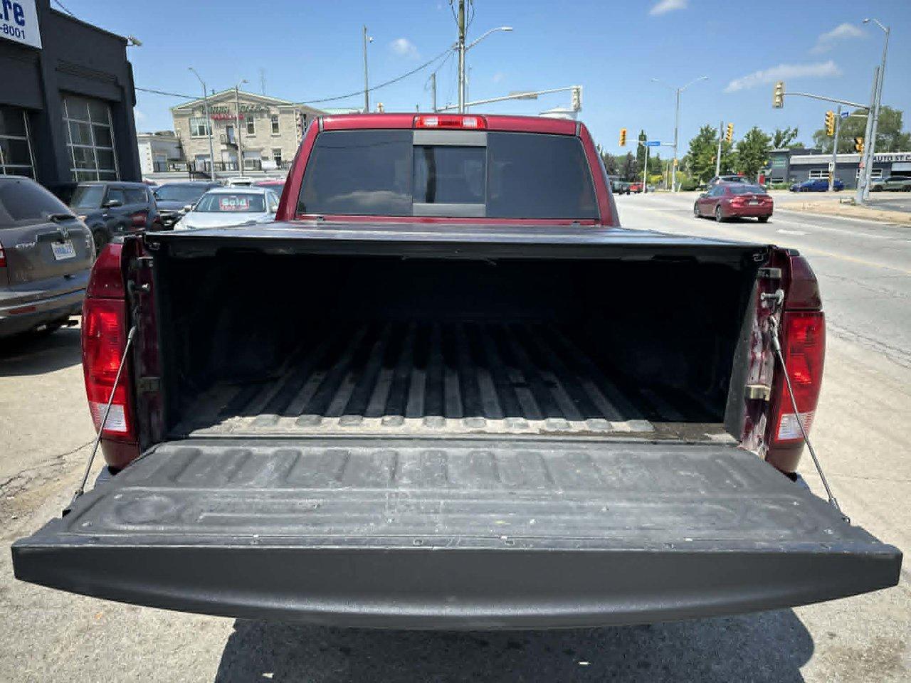 2017 RAM 1500 SLT Photo