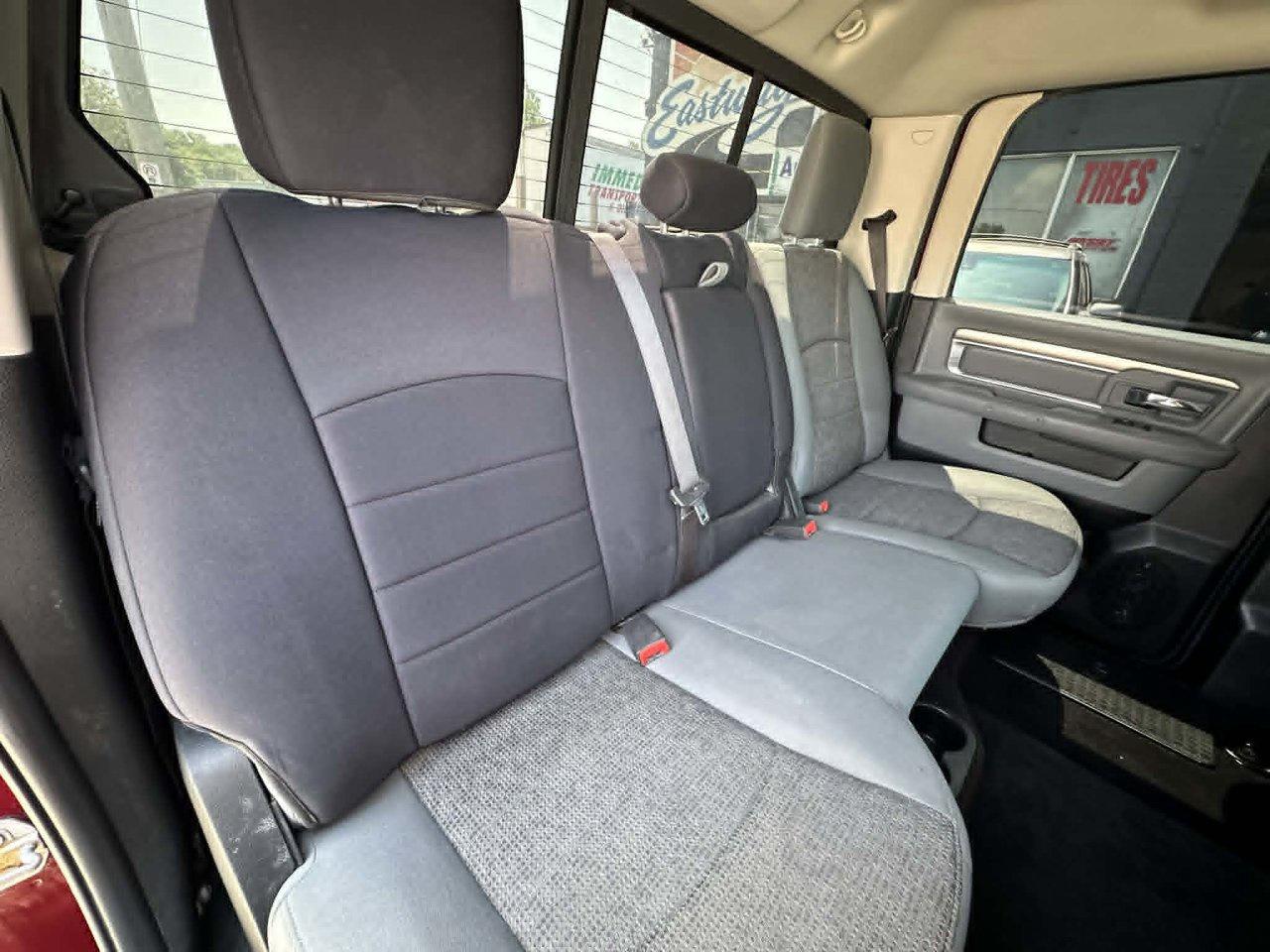 2017 RAM 1500 SLT - Photo #13