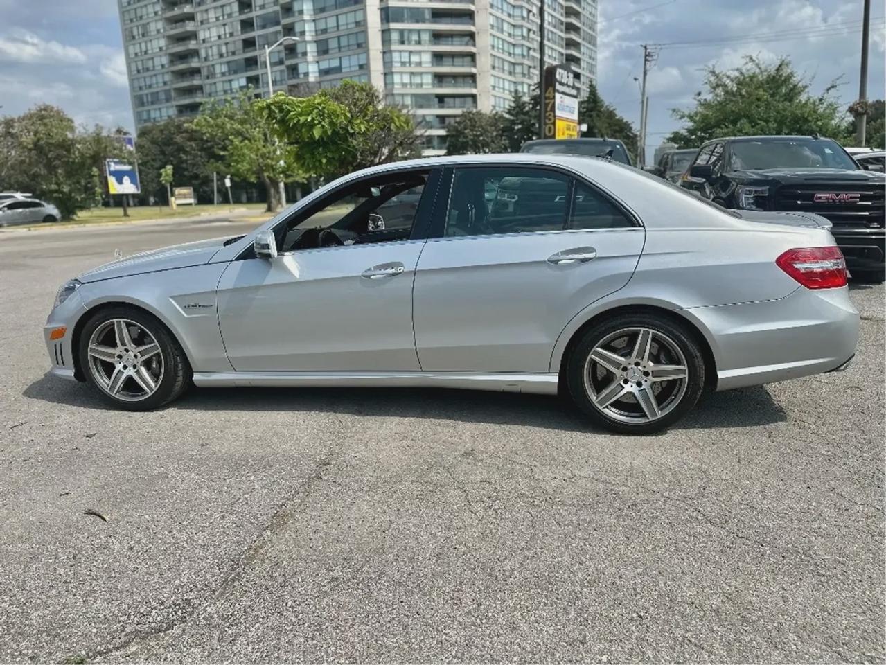 2010 Mercedes-Benz E-Class E63 AMG Photo