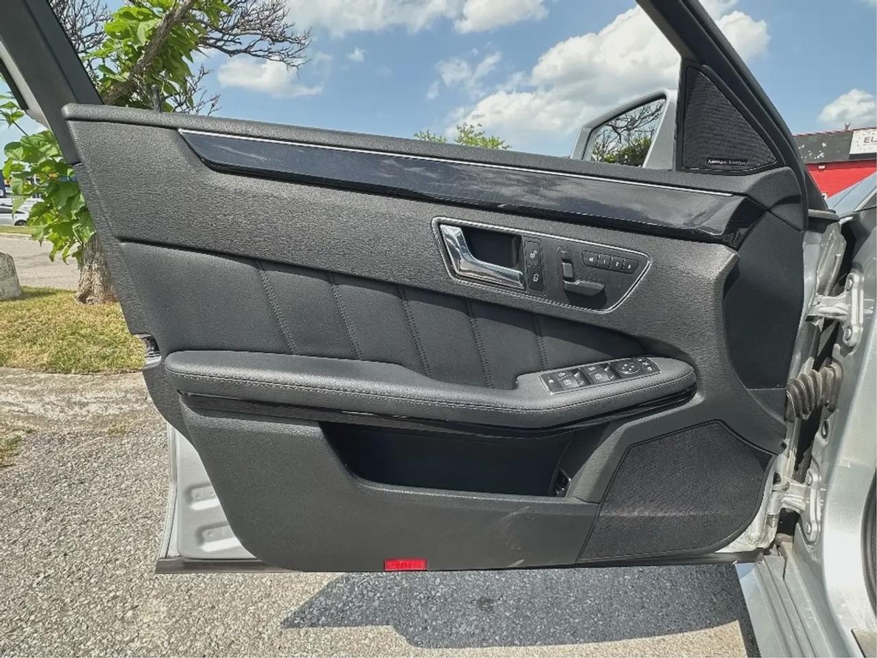 2010 Mercedes-Benz E-Class E63 AMG Photo