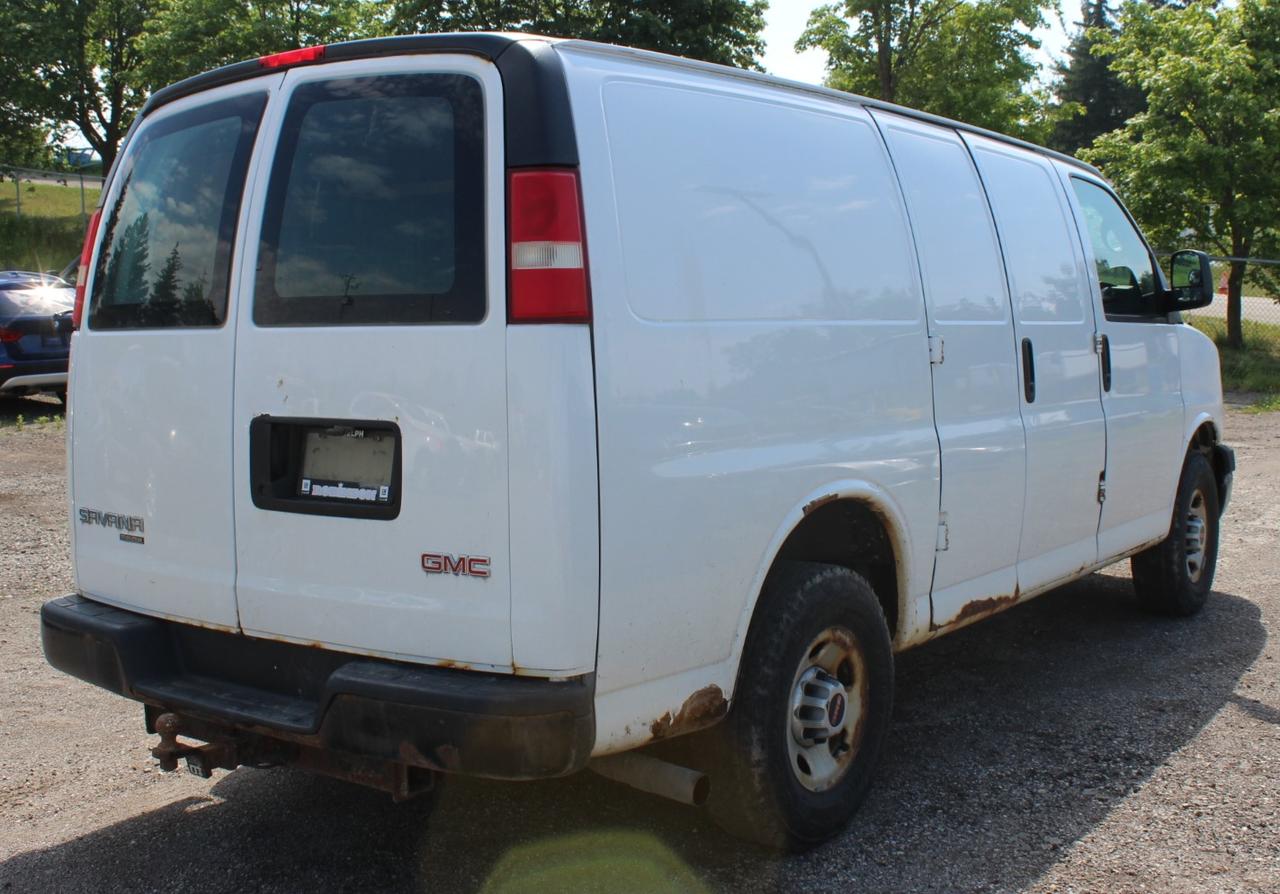 2014 GMC Savana Cargo Van  Photo2