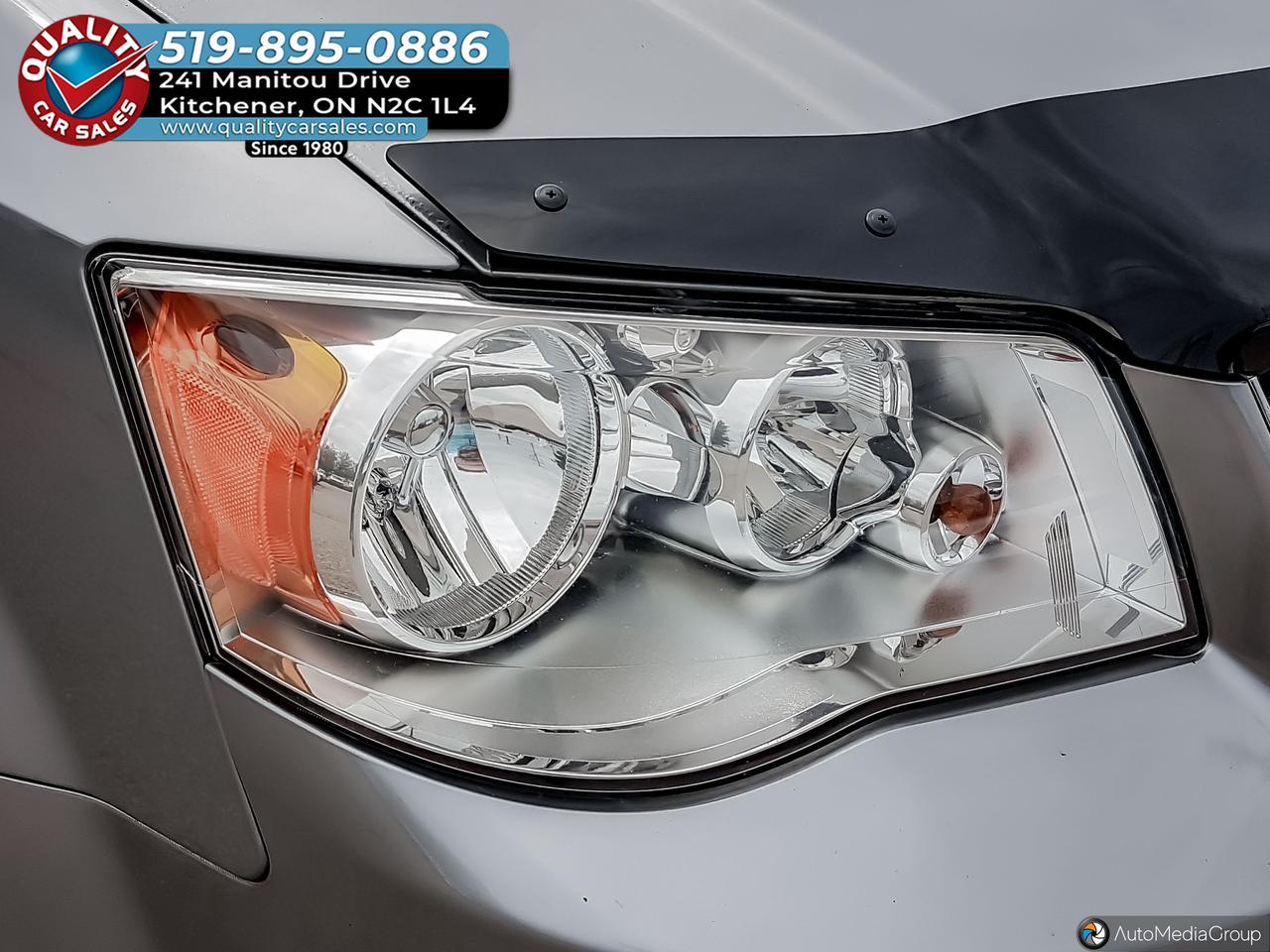 2016 Dodge Grand Caravan SXT *STOW N GO* Photo