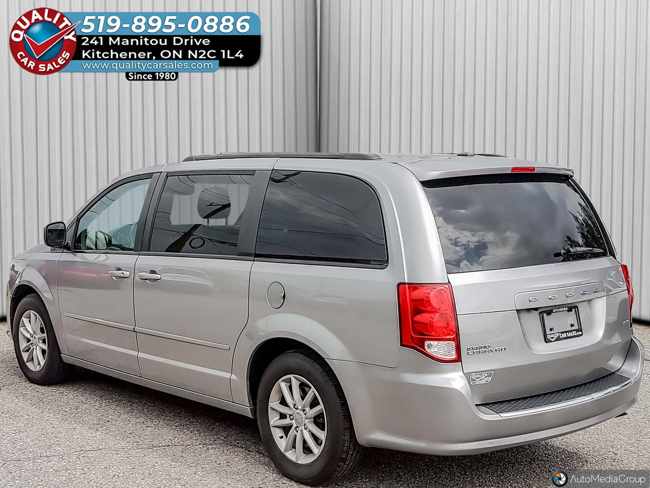 2016 Dodge Grand Caravan SXT *STOW N GO* Photo