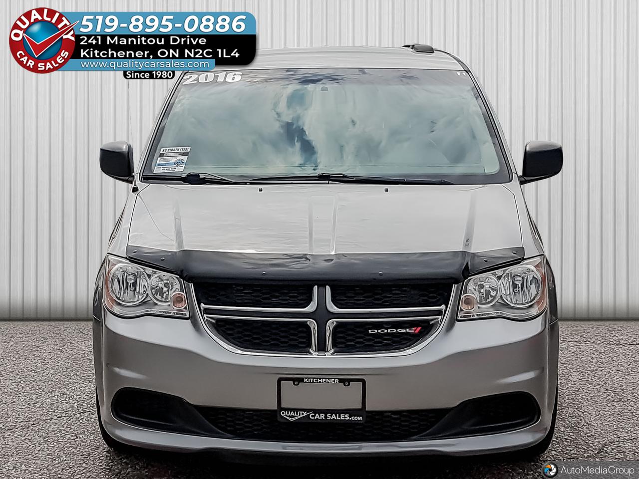 2016 Dodge Grand Caravan SXT *STOW N GO* Photo