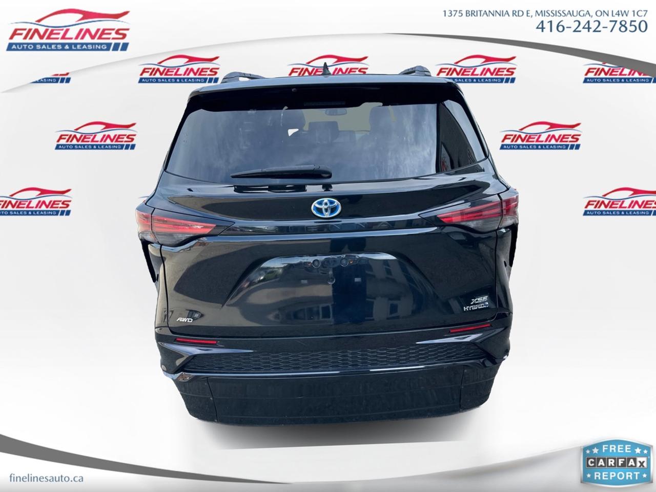 2023 Toyota Sienna  Photo