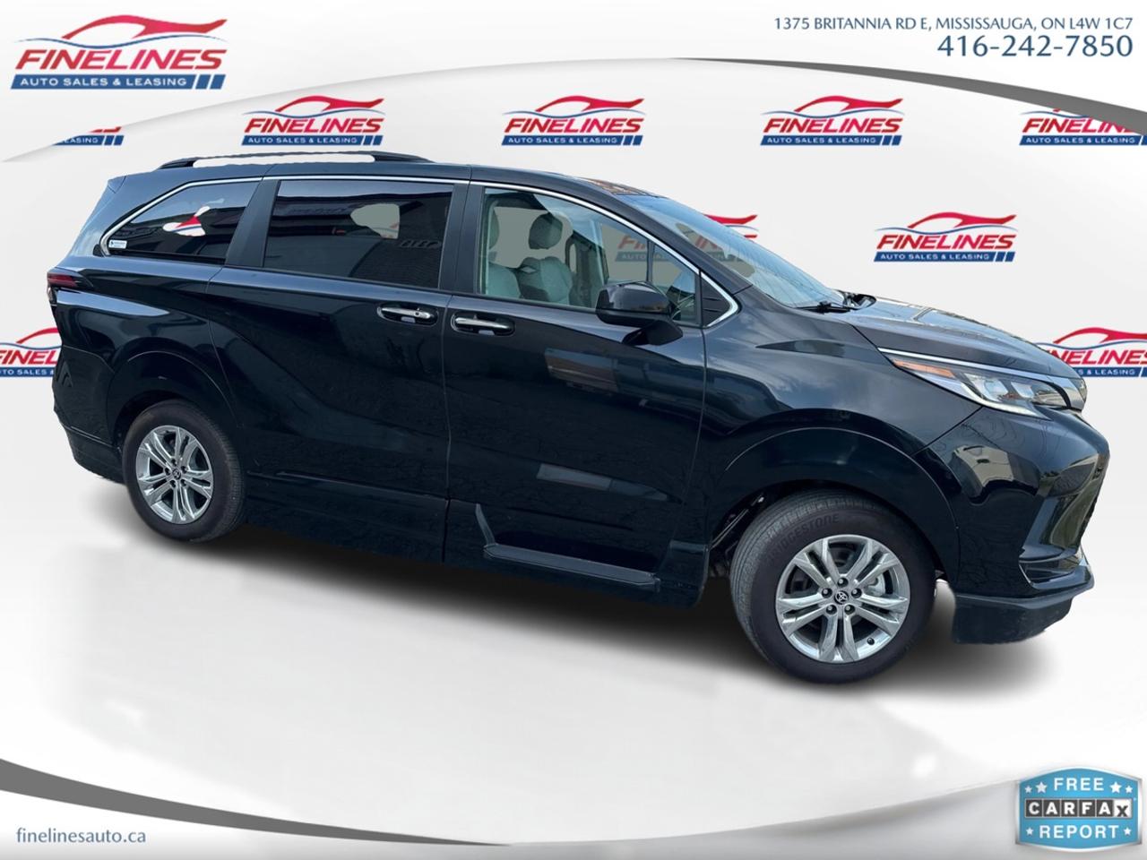 2023 Toyota Sienna  Photo